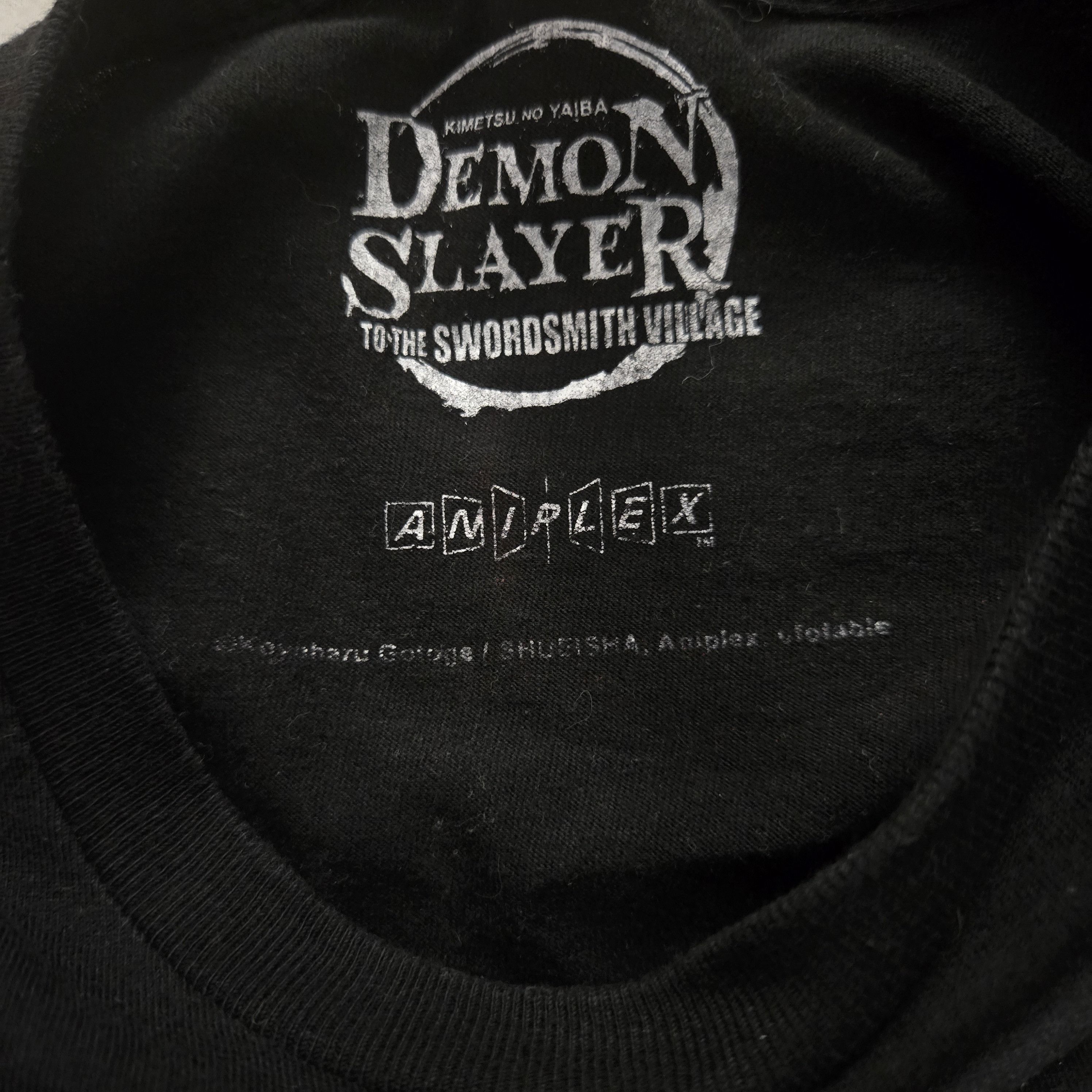 Other Demon Slayer Aniplex Size M oversized Rare Size US M / EU 48-50 / 2 - 5 Thumbnail