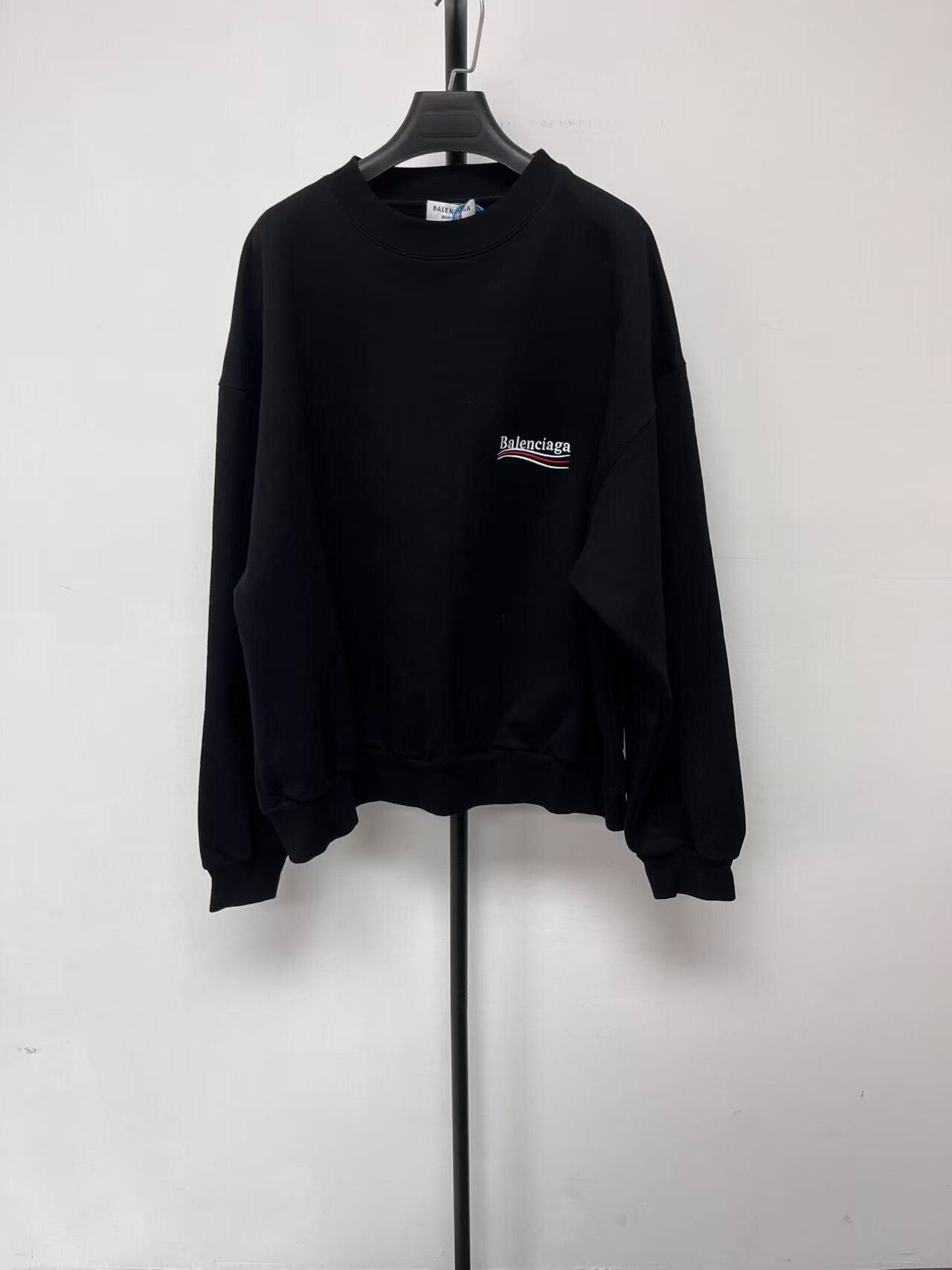Balenciaga balenciaga embroidered logo black sweatshirt Size US L / EU 52-54 / 3 - 1 Thumbnail