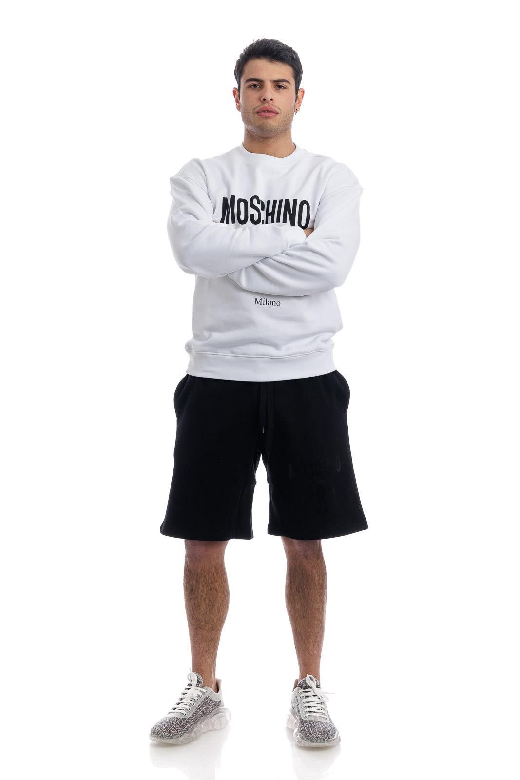 Moschino o1y0225 Logo Crewneck Sweatshirt in White Size US L / EU 52-54 / 3 - 6 Thumbnail