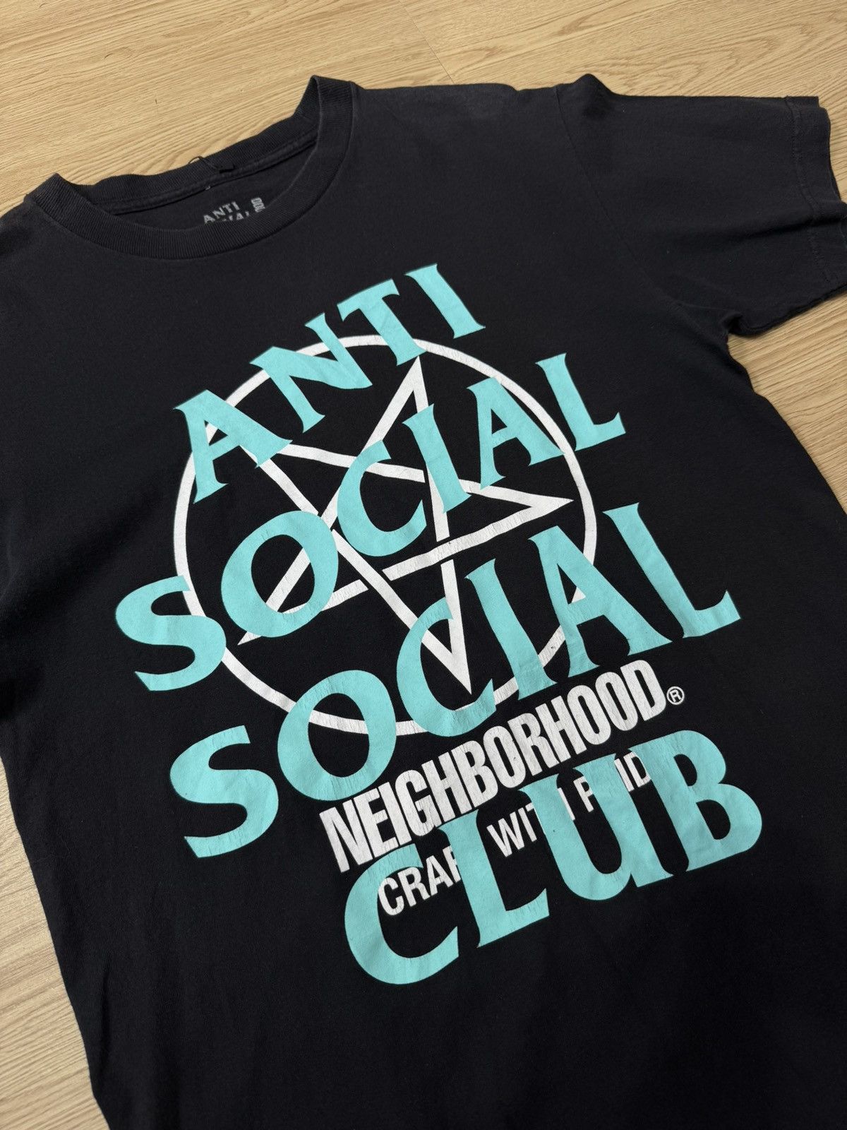 Anti Social Social Club × Neighborhood 90’s ANTI SOCIAL SOCIAL CLUB NEIGHBORHOOD RARE VINTAGE TEE Size US M / EU 48-50 / 2 - 4 Thumbnail