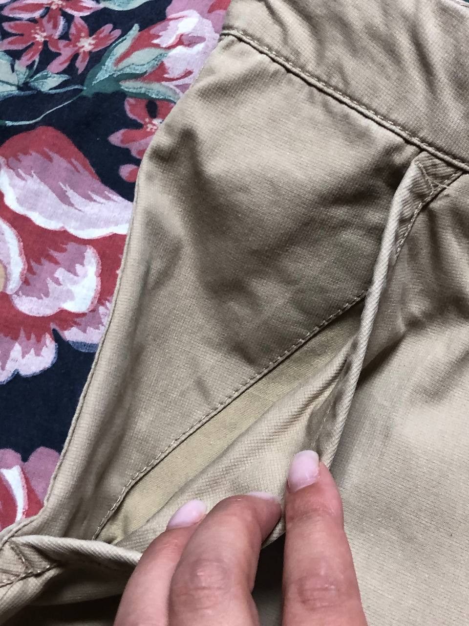Nike Nike Beige Shorts Logo Vintage Size US 32 / EU 48 - 13 Thumbnail
