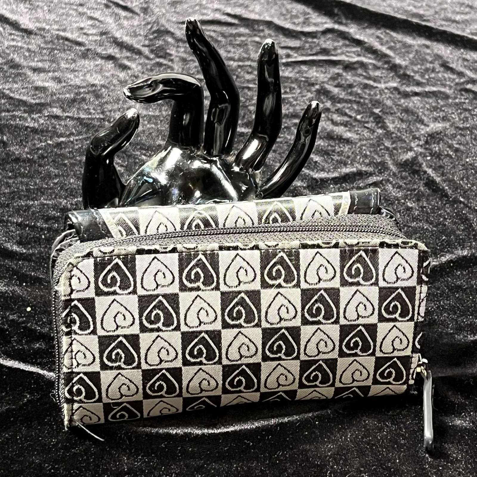 Other Y2K Black & Gray Heart Wallet Size ONE SIZE - 9 Thumbnail
