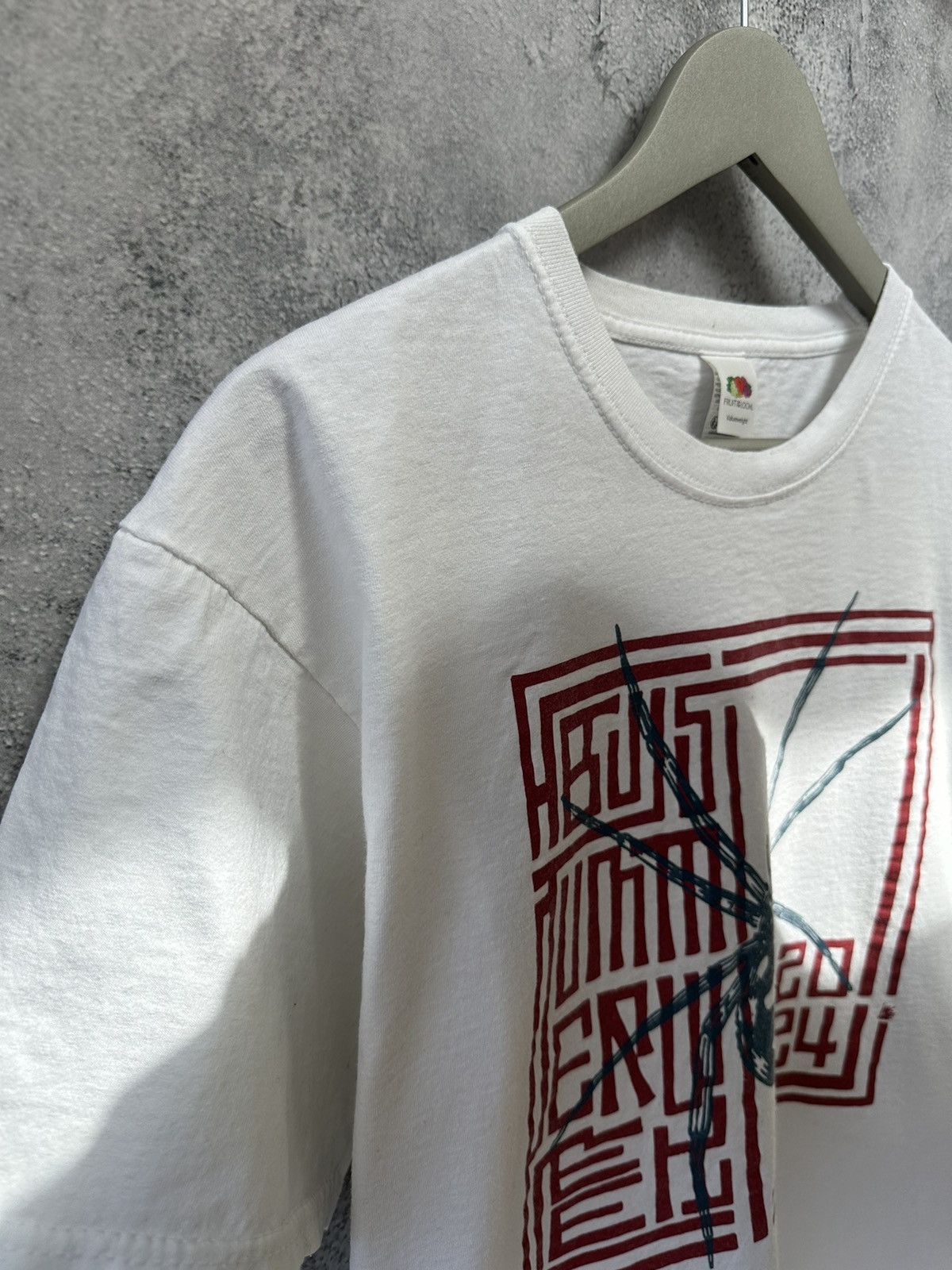 Fruit Of The Loom Sardegna Spider Y2k T-Shirt Big Logo White Tee FoTL Size US L / EU 52-54 / 3 - 4 Thumbnail