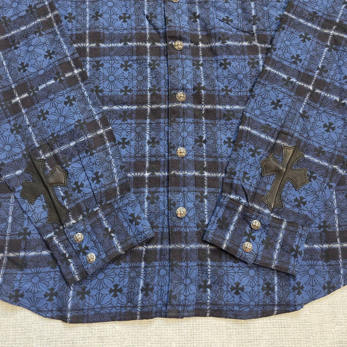 Chrome Hearts Chrome Hearts Cross Print Silver Button Shirt Size US M / EU 48-50 / 2 - 3 Thumbnail