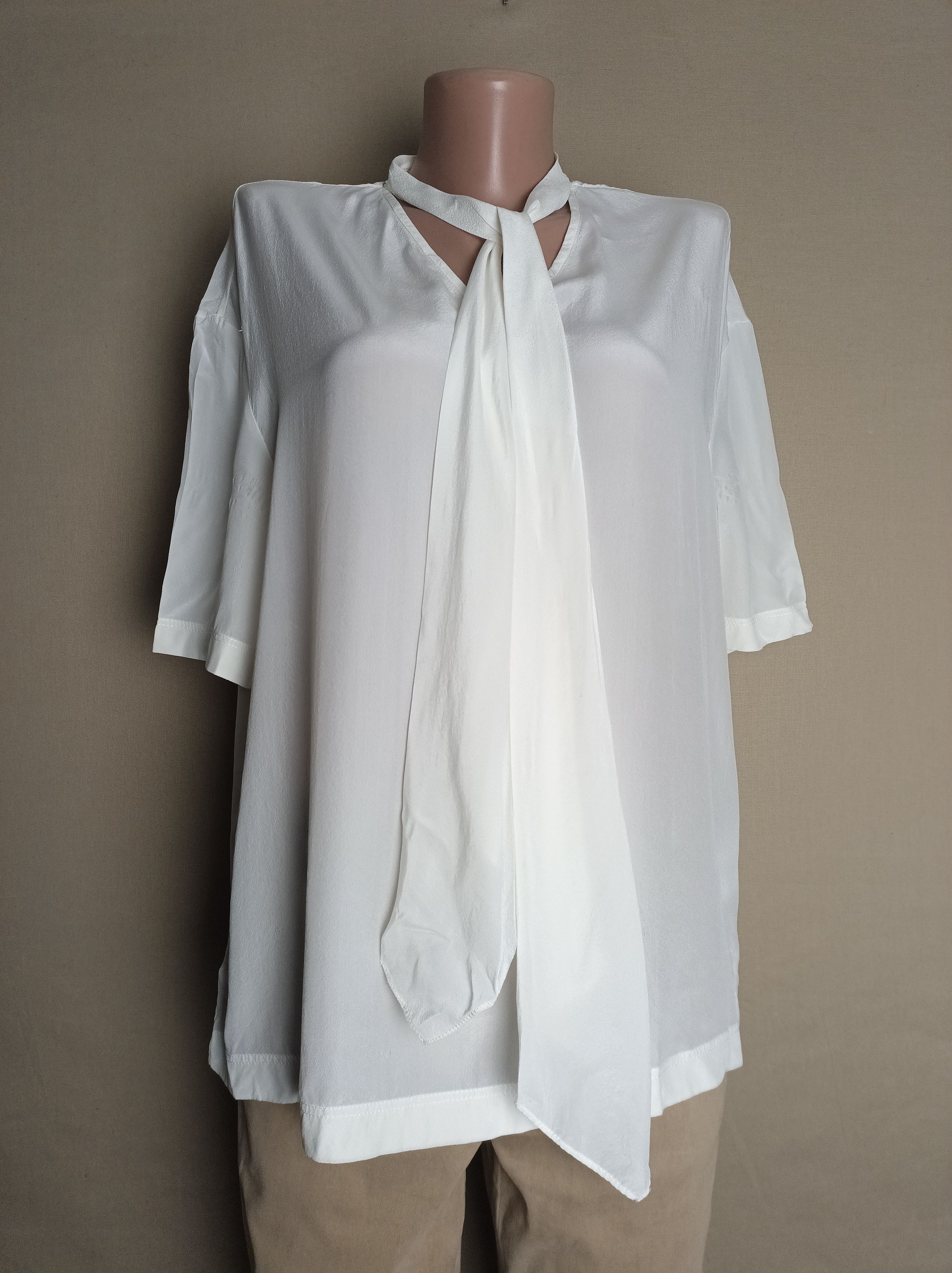 Brunello Cucinelli Brunello Cucinelli Silk White Shirt Blouse Size S Size S / US 4 / IT 40 - 2 Thumbnail