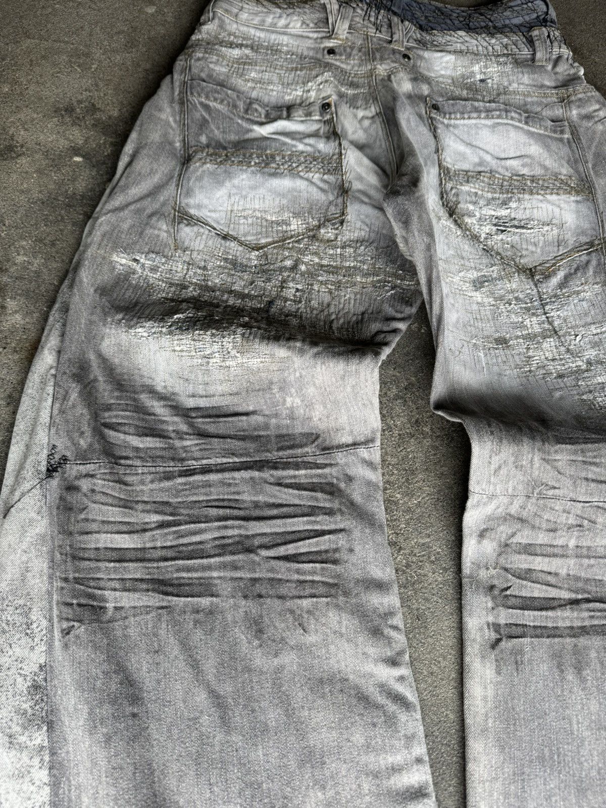 Japanese Brand Distressed Grey Textured Cargo Flare Denim Size US 32 / EU 48 - 4 Thumbnail