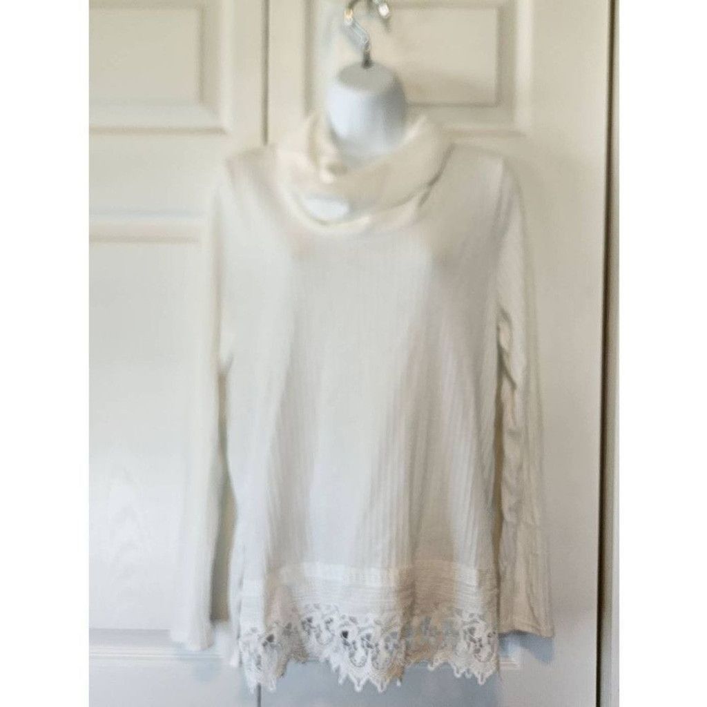 Other White Charlotte Russe Fuzzy Sweater Size L / US 10 / IT 46 - 2 Thumbnail