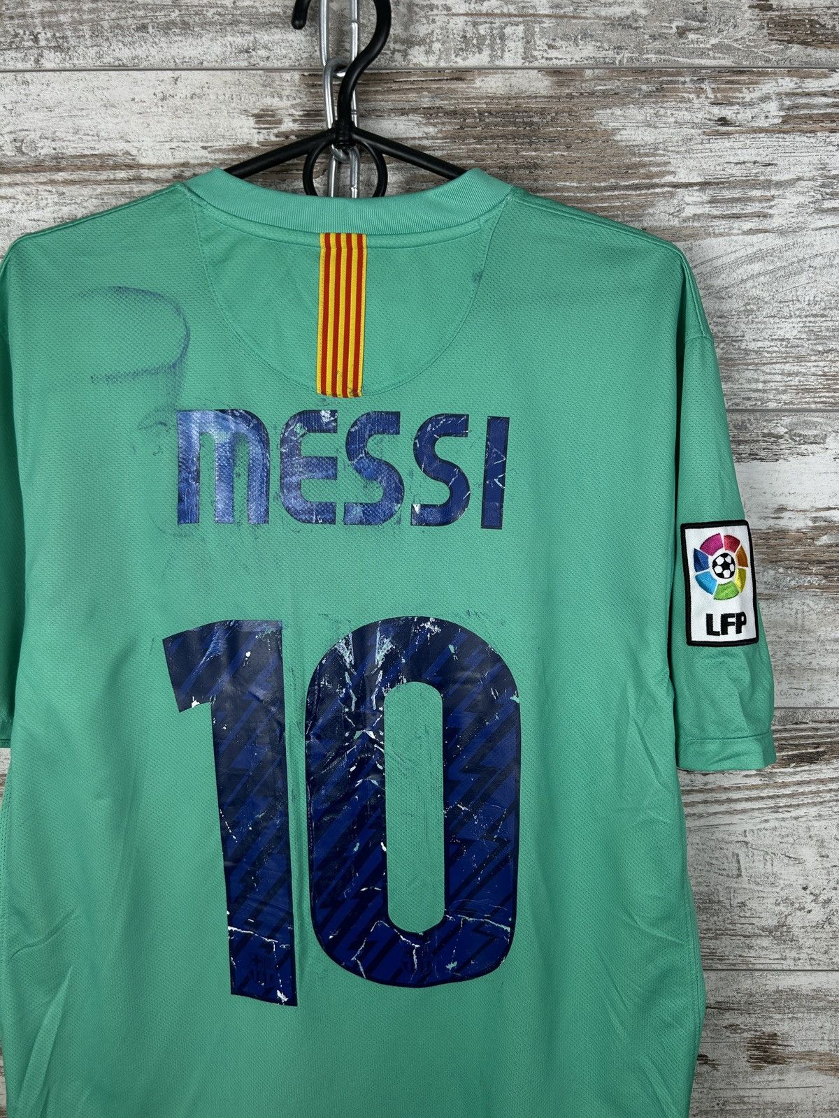 Vintage Mens Vintage Nike FC Barcelona Messi 10 Jersey T-shirt tee Size US M / EU 48-50 / 2 - 13 Thumbnail