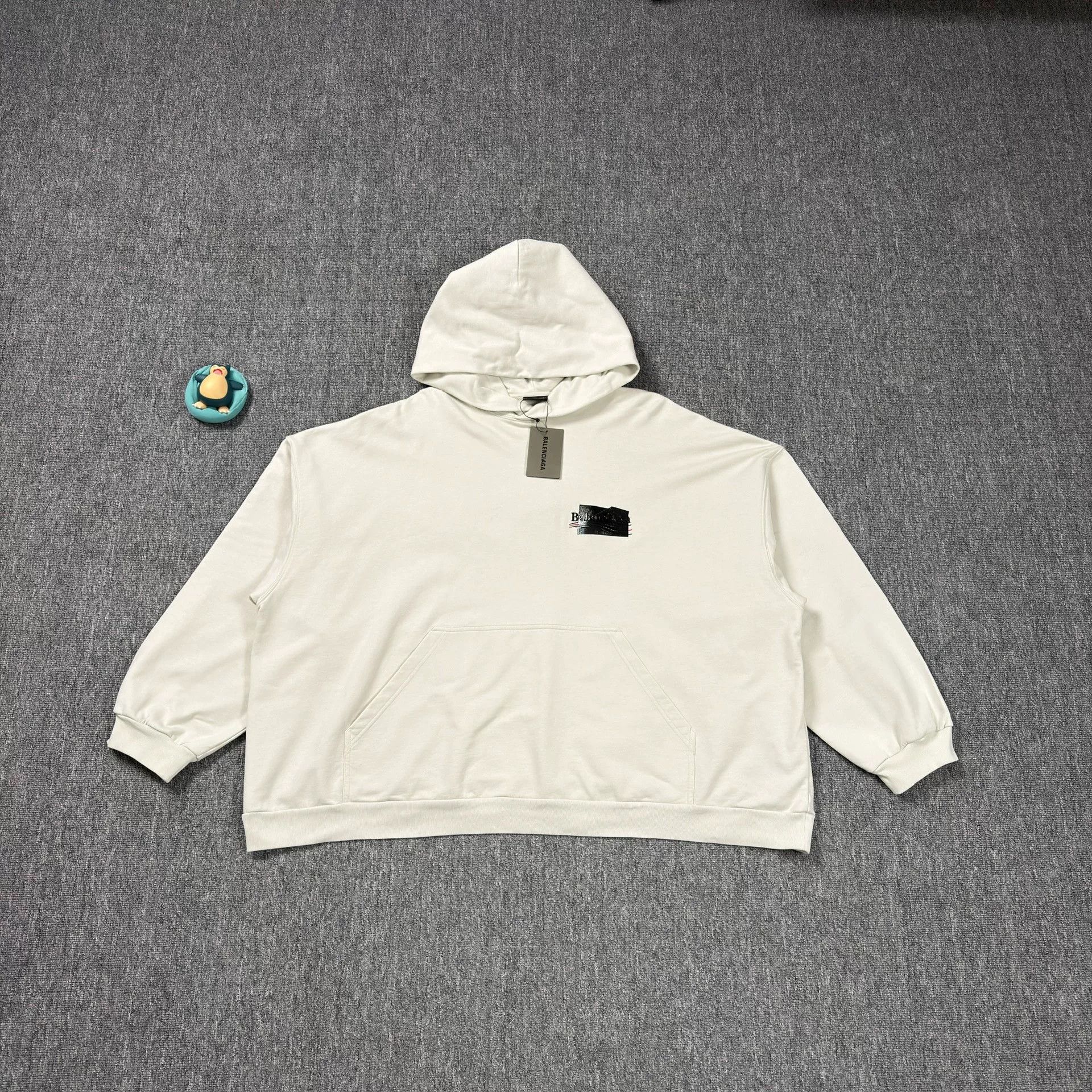 Balenciaga Balenciaga White Gaffer Tape Logo Hoodie Size 3 Size US L / EU 52-54 / 3 - 1 Thumbnail