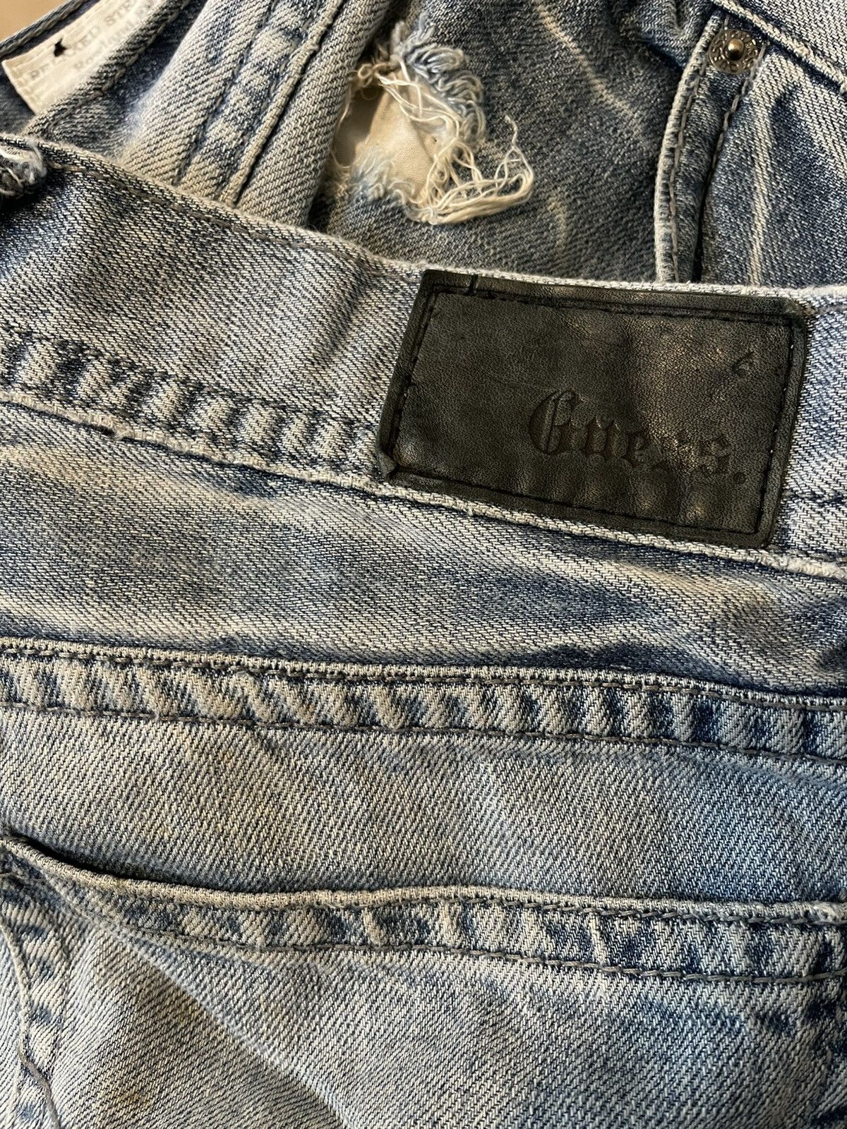 Guess VINTAGE GUESS FLARED JEANS Size US 30 / EU 46 - 2 Thumbnail