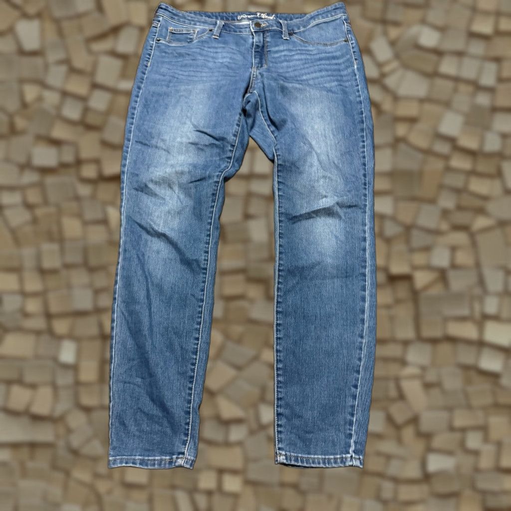 Vintage Universal Thread Jeans Women's 14/32L Blue Mid Rise Jeggings 38" Length Regular 5-Pocket Denim Stretch Vintage: No Mens Womens Boys Girls Size 36" / US 14 / IT 50 - 1 Thumbnail