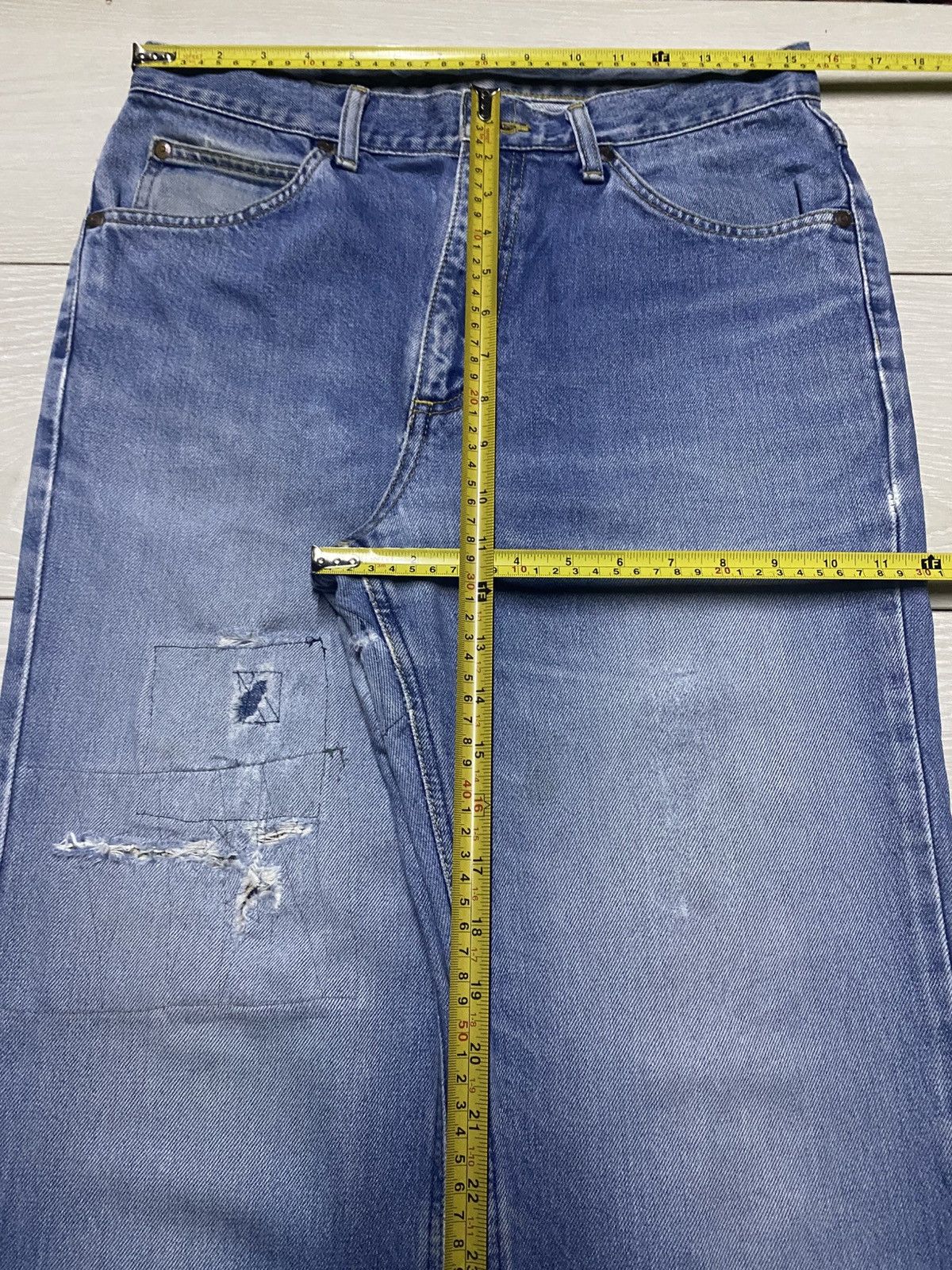 Lee Vintage Lee Faded Wash Repaired Loose Jeans Size US 31 - 15 Thumbnail