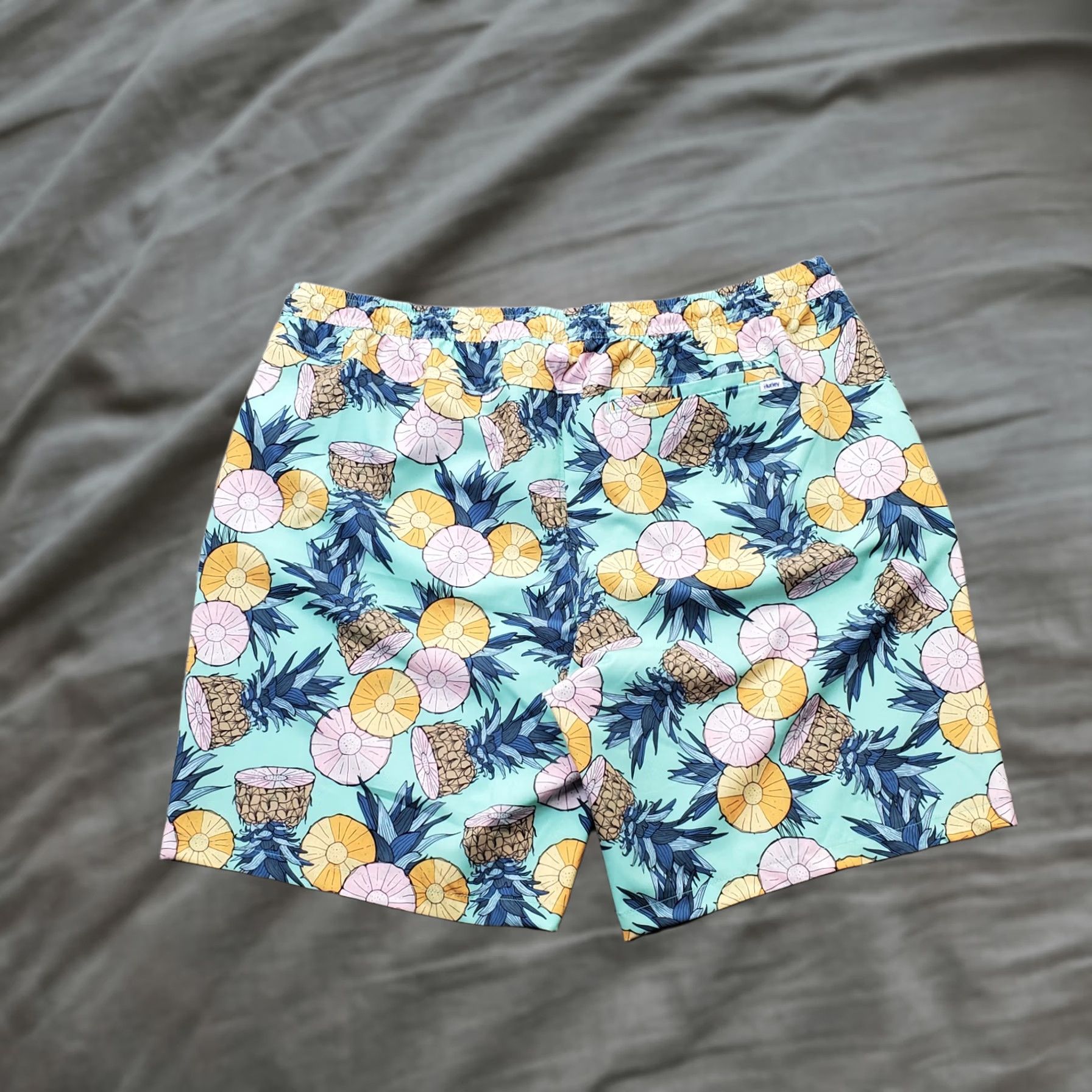 Hurley Hurley Mens XXL Pineapple Print Water-Repellent UPF 50+ Swim Trunk Shorts Trunks Bottom Coral? Multicolor No NWT Size US 39 - 1 Thumbnail