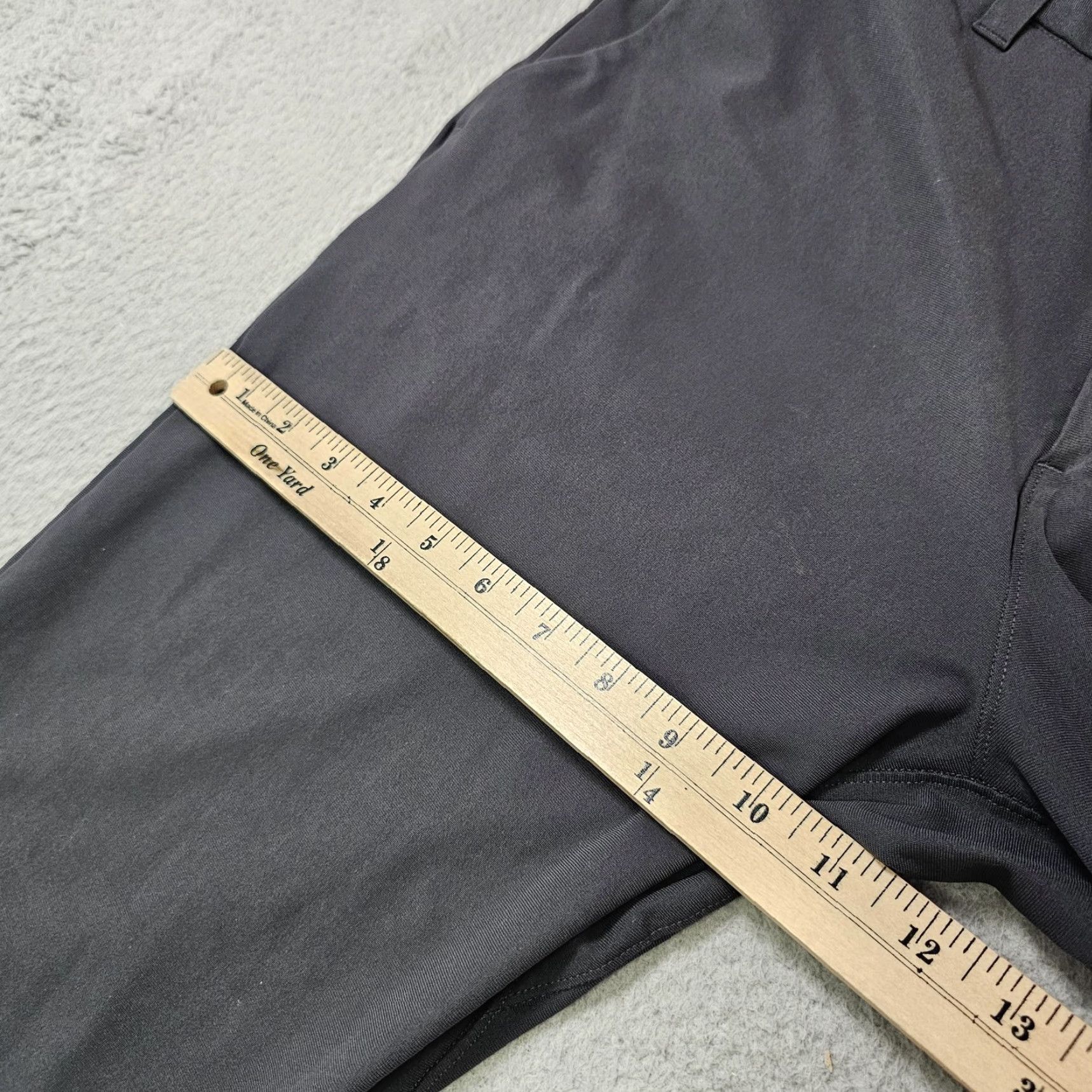 Lululemon Lululemon Pants Mens 33x29 Gray Slim Chino Travel Casual LM5AO4S Size US 33 - 4 Thumbnail