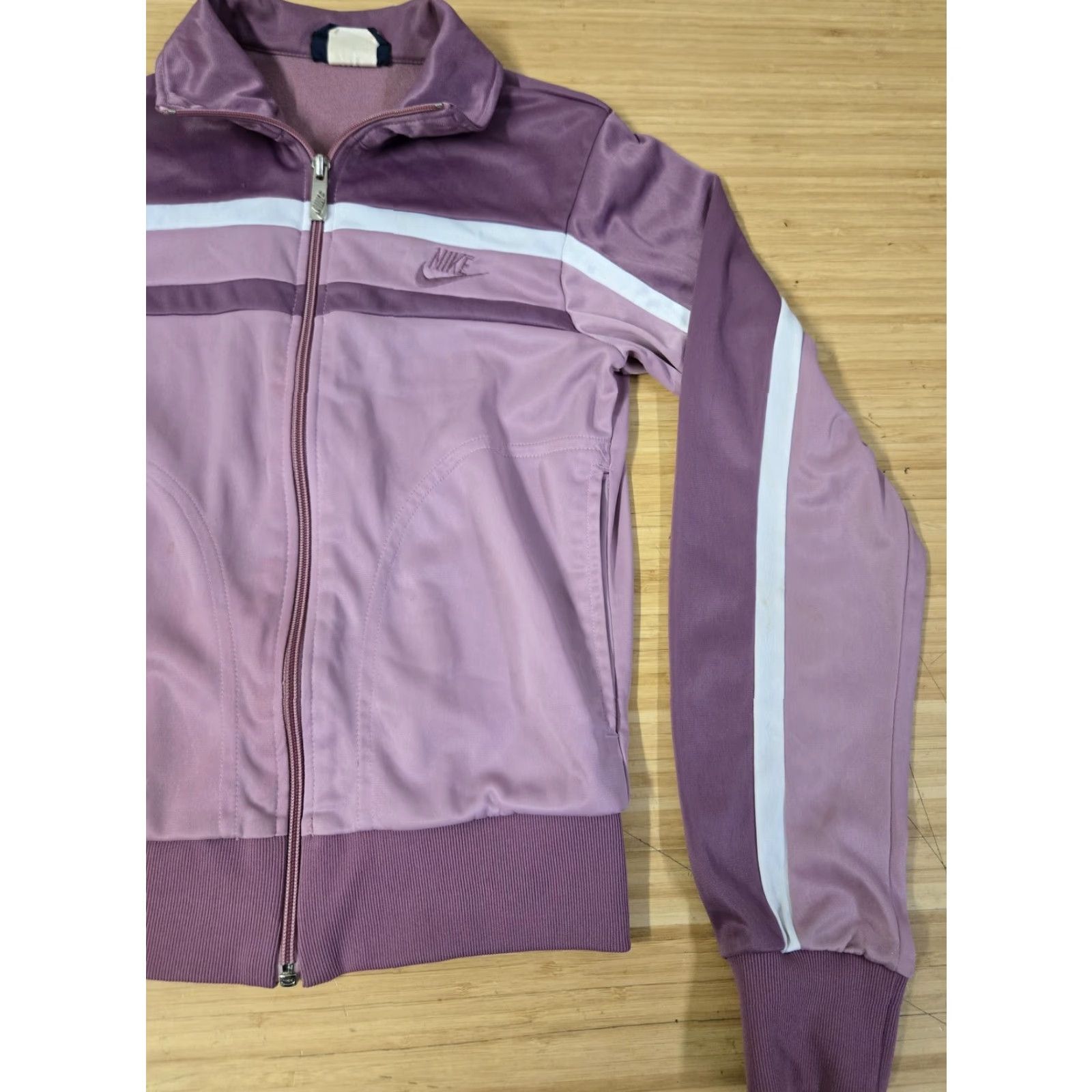 Nike VINTAGE Nike Jacket Womens S Purple White Stripe Track Zip Made in Japan 80s Size S / US 4 / IT 40 - 2 Thumbnail