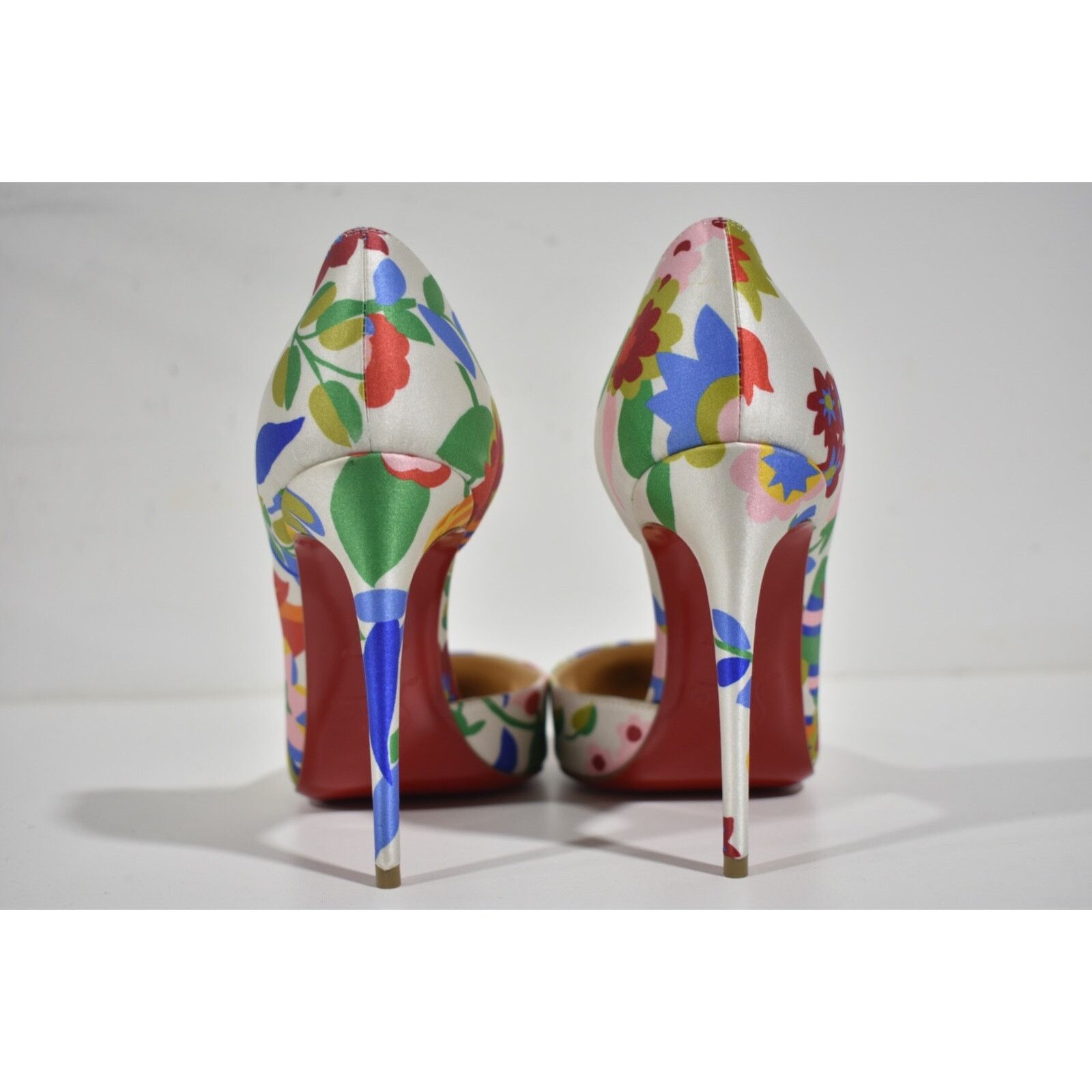 Christian Louboutin Iriza 100 Crepe Satin Bloomy Floral Pointed Heel Pump 37.5 Size US 7.5 / IT 37.5 - 11 Thumbnail