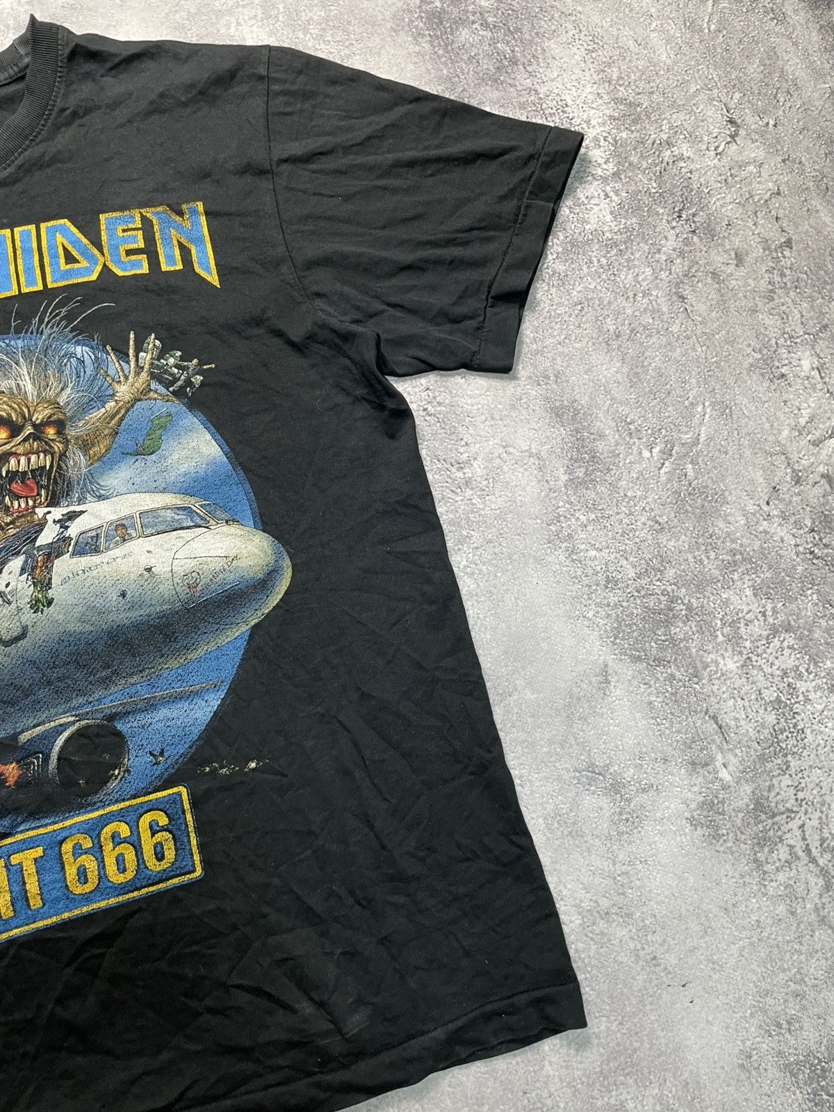 Band Tees IRON MAIDEN Flight 666 Vintage 90s T-Shirt Size US L / EU 52-54 / 3 - 3 Thumbnail