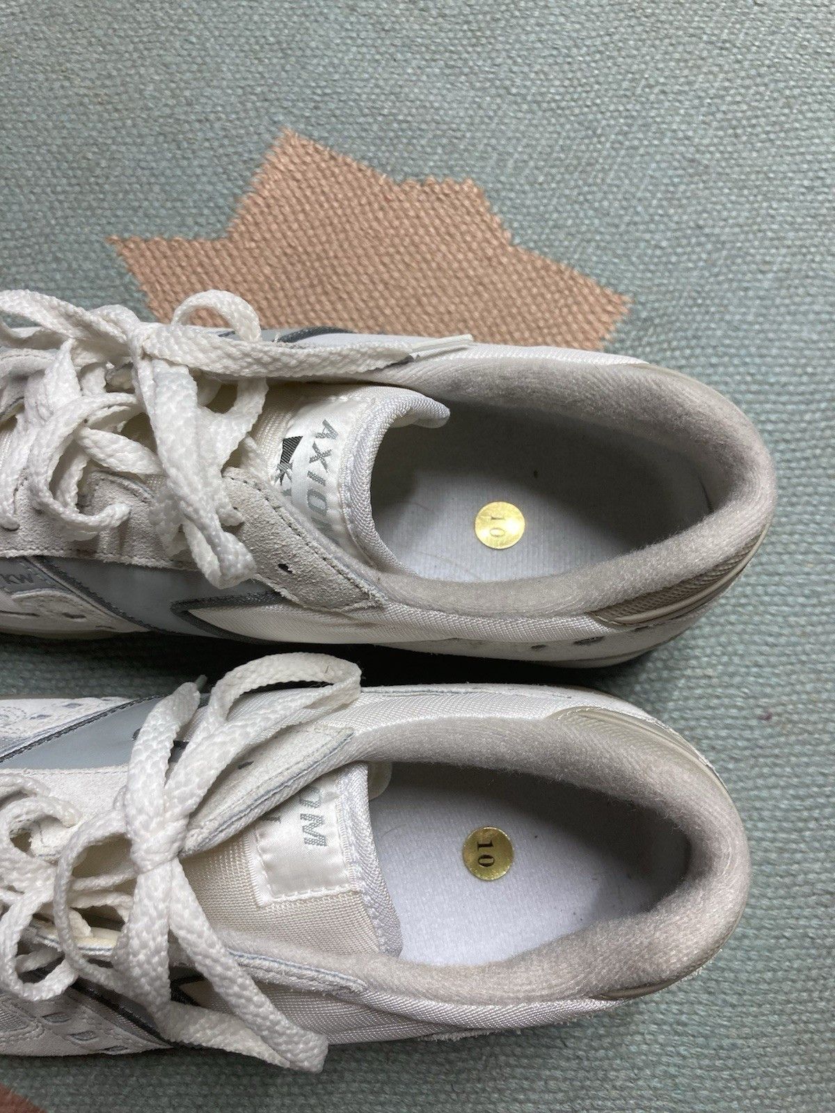 Vintage 1980s brooks running shoes Axiom KW NOS white gray men’s 10 Size US 10 / EU 43 - 11 Thumbnail