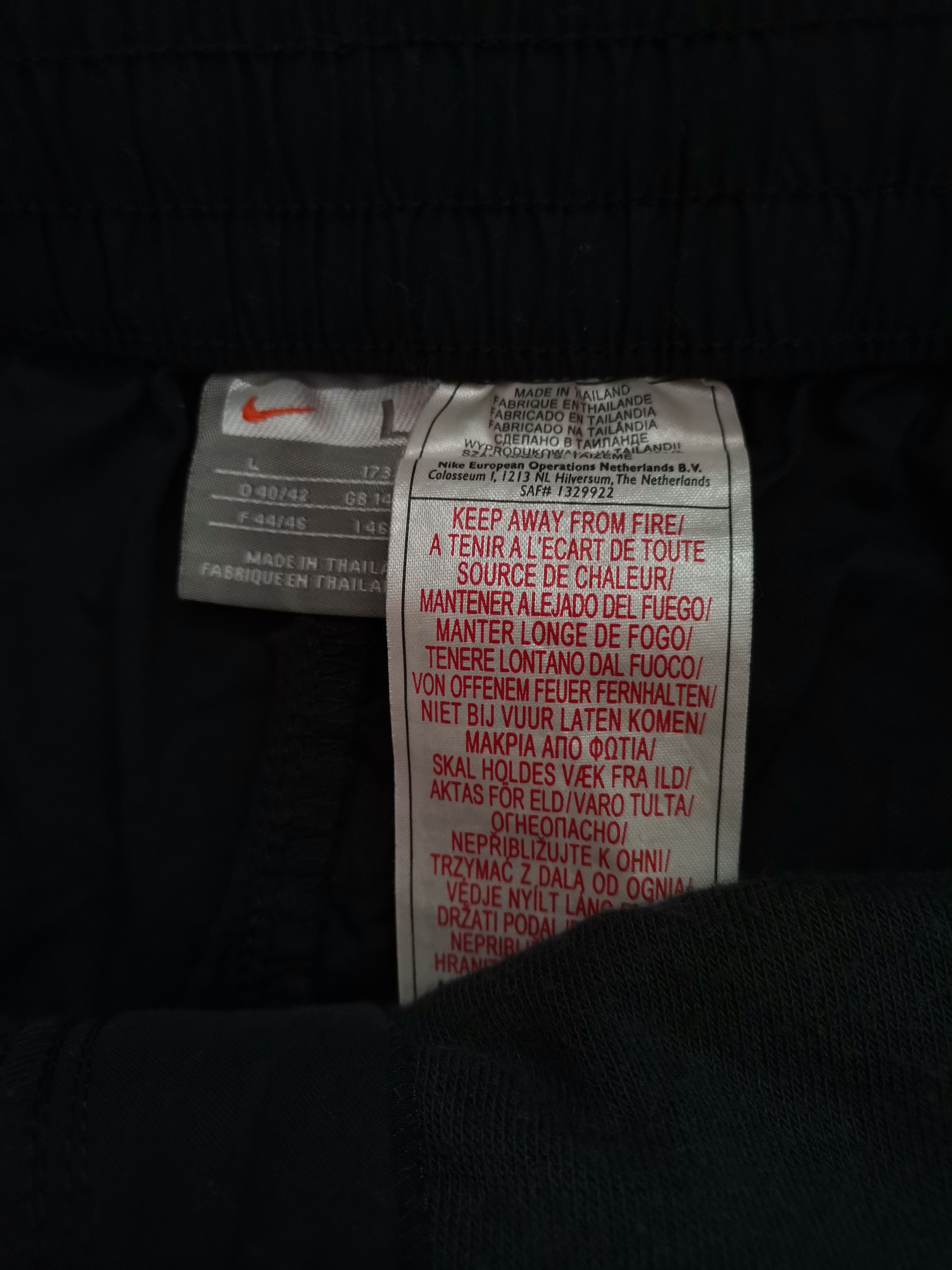 Nike Vintage Nike Trackpants Size US 32 / EU 48 - 2 Thumbnail