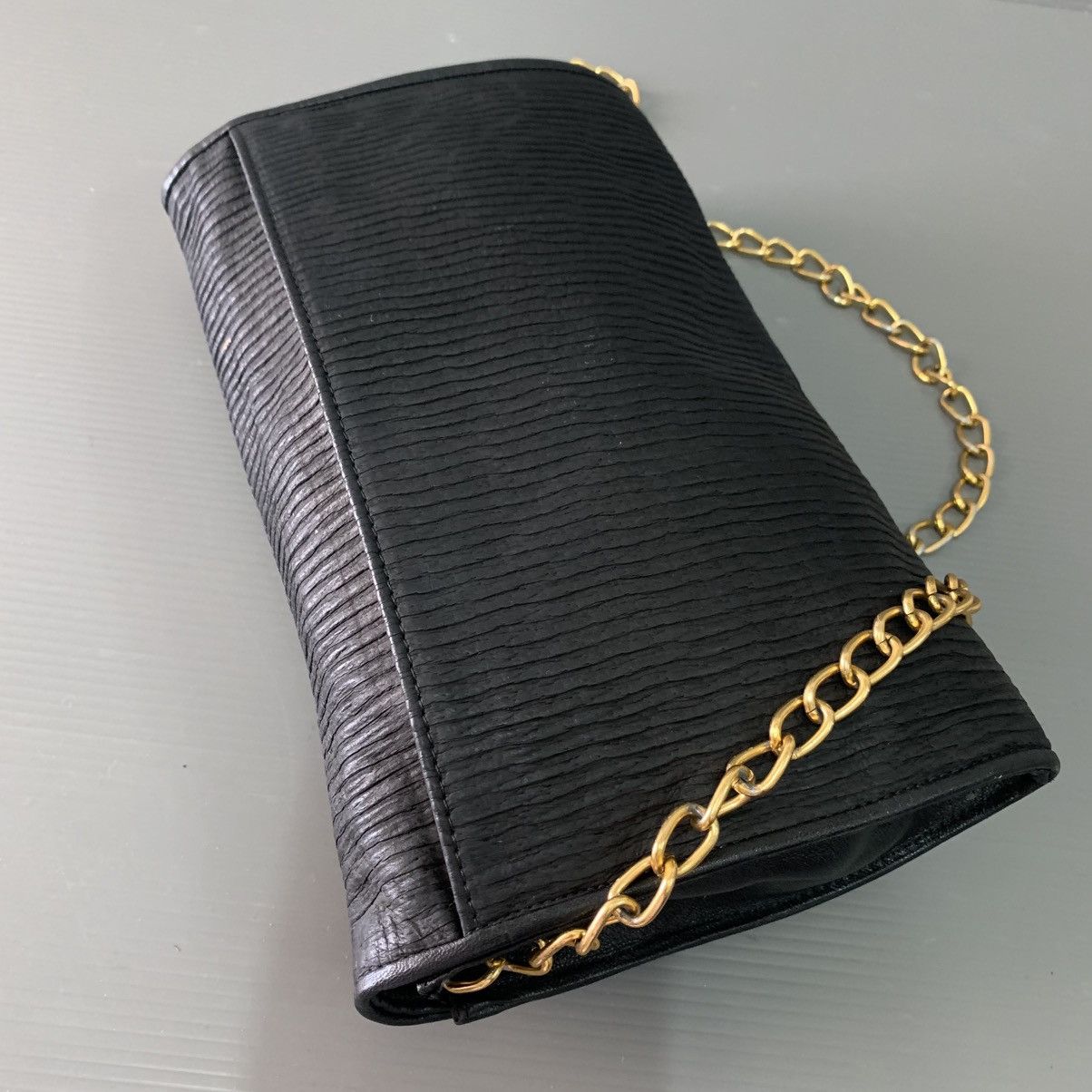 Hanae Mori 🔥‼️FAST SALE‼️🔥Authentic Hanae Mori Leather Chain Shoulder Bag Size ONE SIZE - 5 Thumbnail