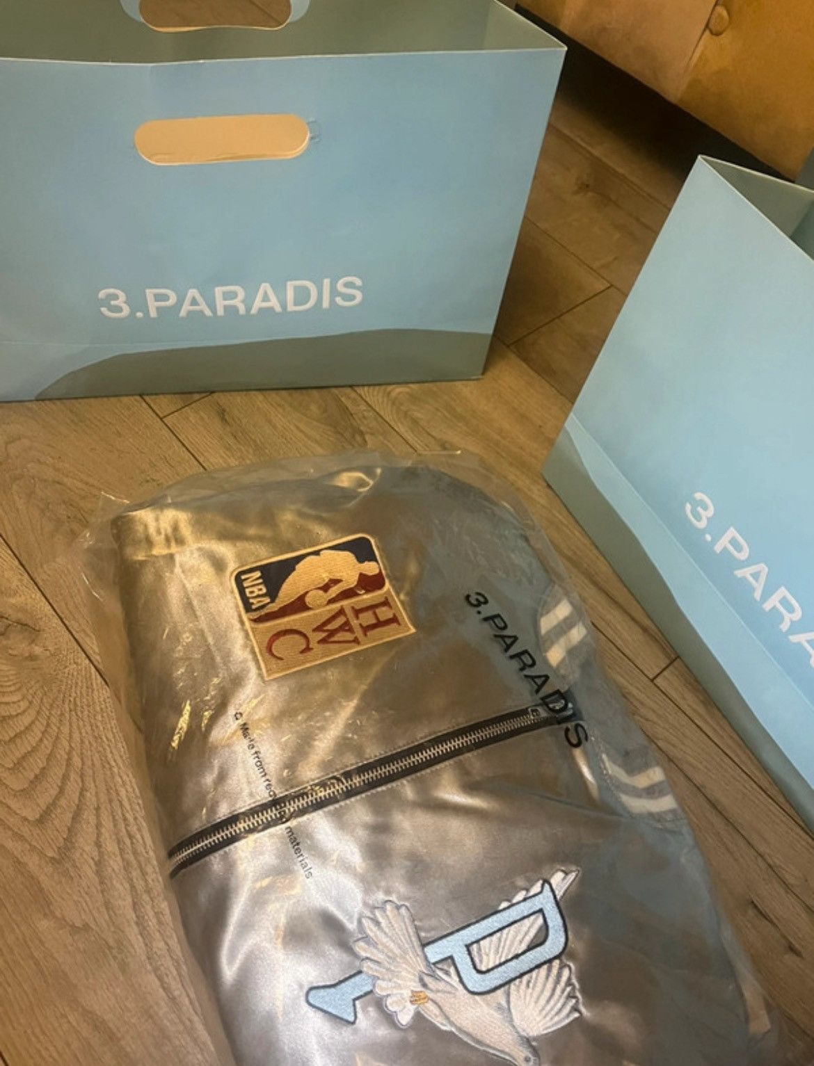 3.PARADIS 3.PARADIS x NBA Silver Varsity Jacket – Luxury Streetwear Size 36R - 3 Thumbnail