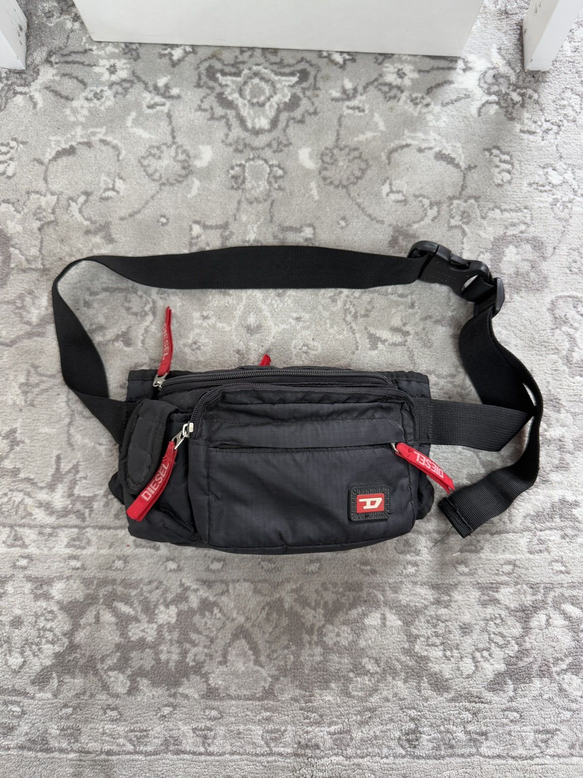 Diesel Vintage y2k Diesel crossbody sling bag archive avantgarde 90s Size ONE SIZE - 1 Thumbnail