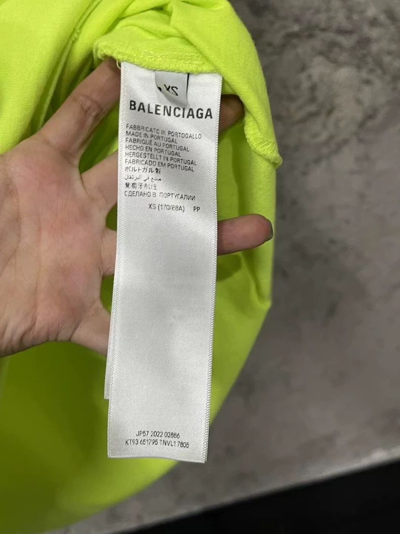 Balenciaga Balenciaga Distressed Short Sleeve Size US XS / EU 42 / 0 - 7 Thumbnail