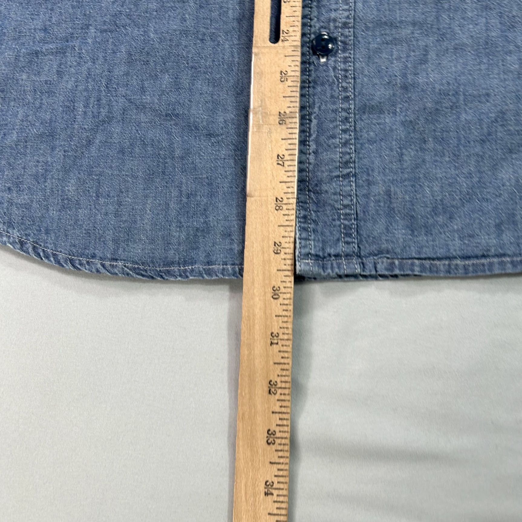Denime NWOT J. Peterman Shirt Mens L Blue Denim Button-Up Lightweight Casual Preppy Cotton Shirt Men’s Large Blue Denim Button-Up Regular Fit Size US L / EU 52-54 / 3 - 5 Thumbnail