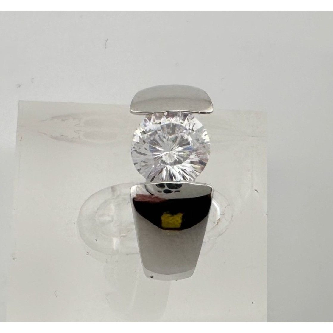 Other Shimmering and Beautiful 2.00 Carat DiamondLite Solitaire Size ONE SIZE - 13 Thumbnail
