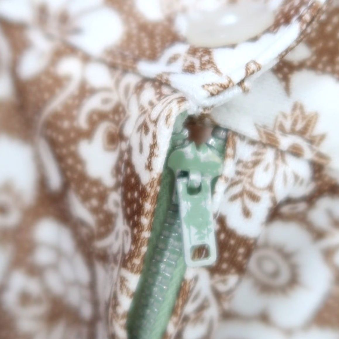 Vintage VINTAGE 70s Brown and White Floral High Rise Wide Leg Pants M Women Regular? Size 32" / US 10 / IT 46 - 4 Thumbnail