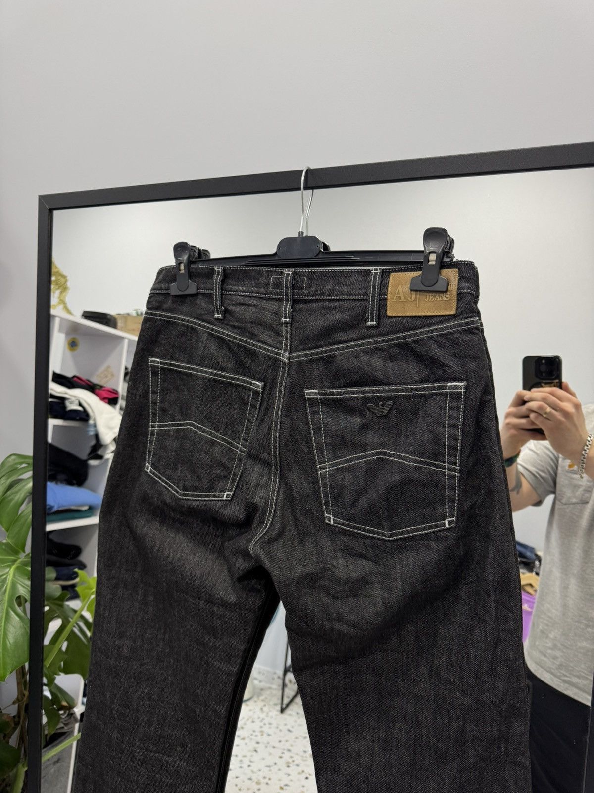 Armani Armani Jeans metal eagle logo pants size 32 Size US 32 / EU 48 - 5 Thumbnail
