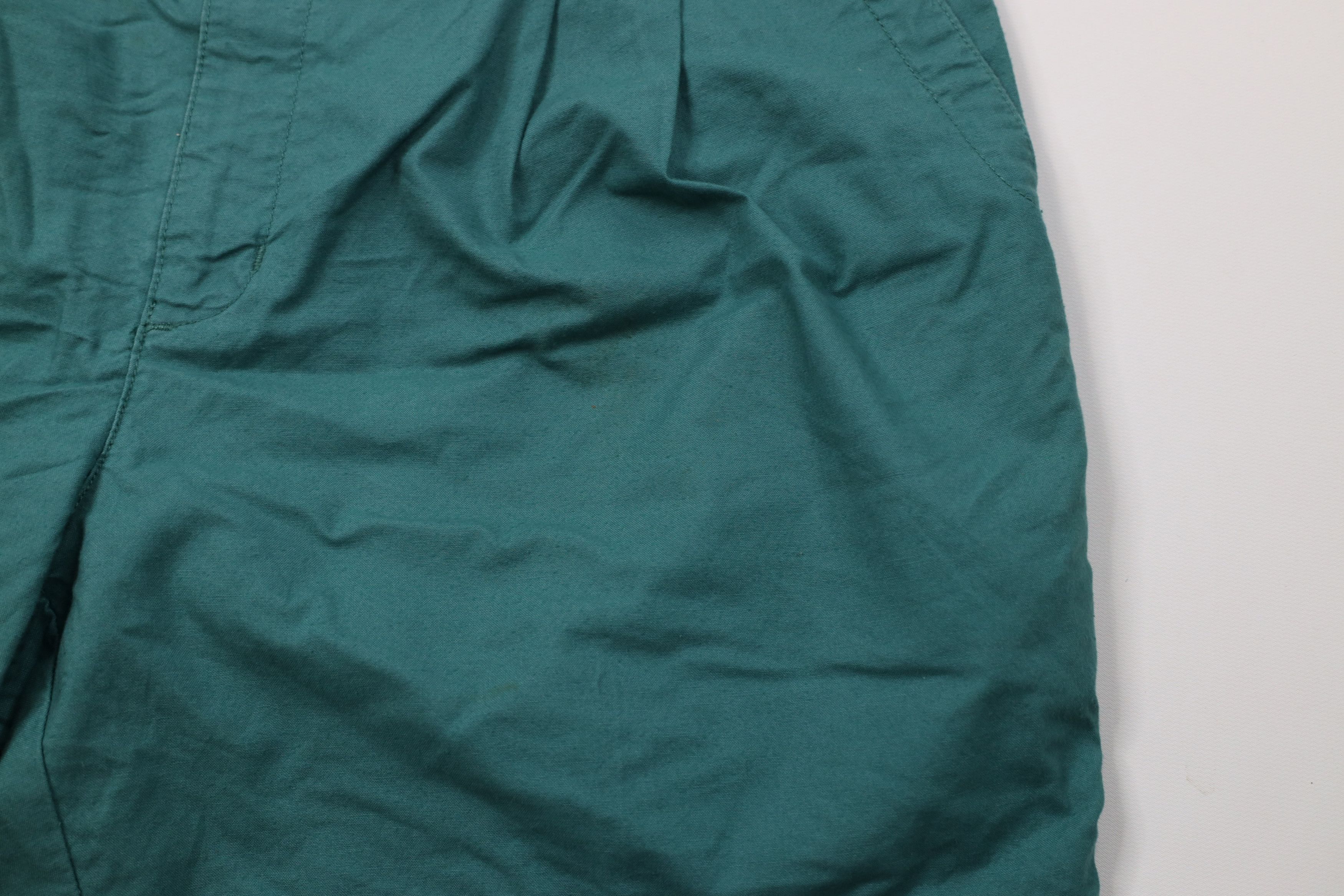 Vintage Vintage 90s Streetwear Pleated Above Knee Chino Shorts Green Size US 36 / EU 52 - 5 Thumbnail