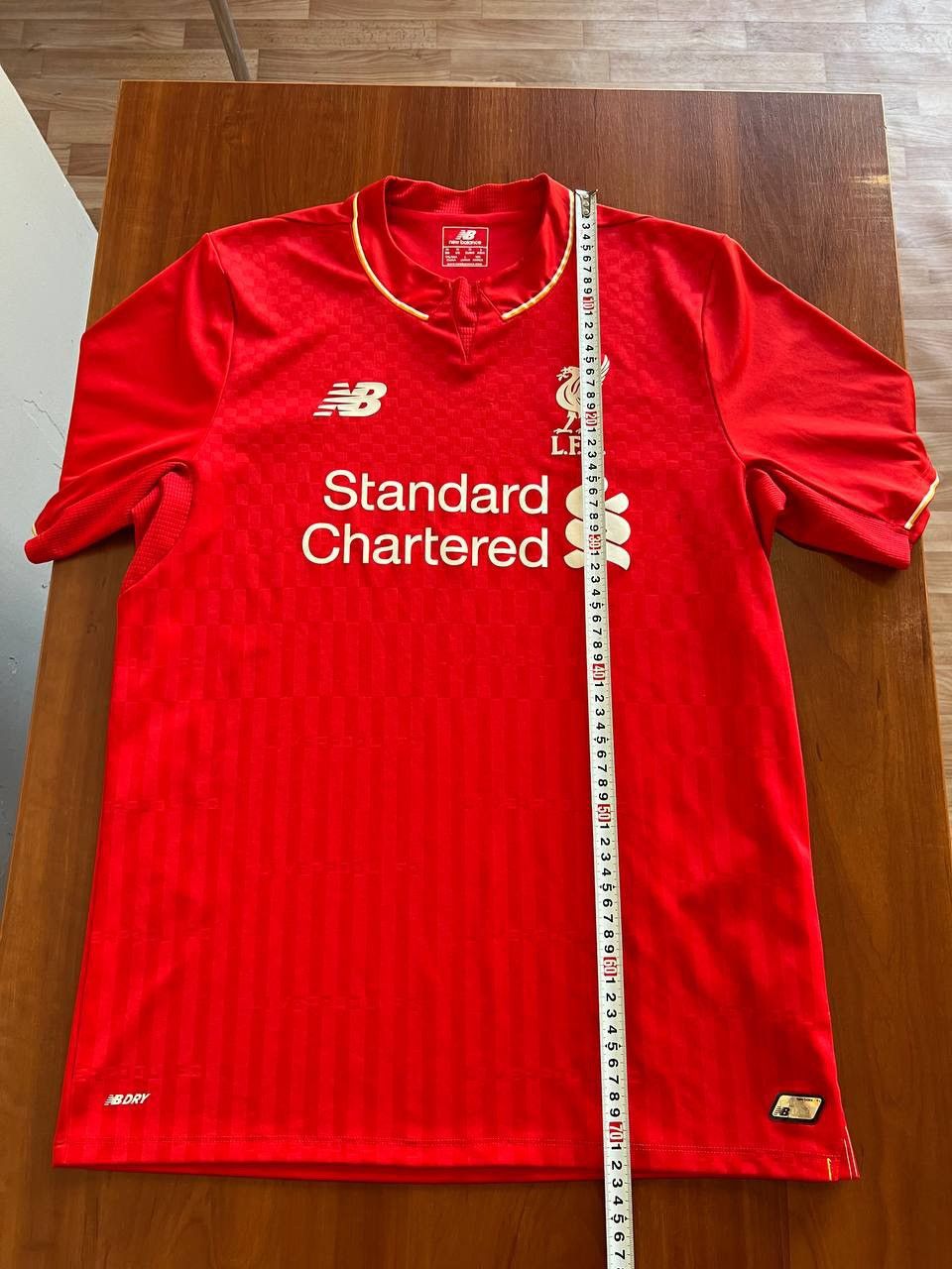 New Balance 2015/16 LIVERPOOL FC HOME SOCCER JERSEY FOOTBALL SHIRT SZ M Size US M / EU 48-50 / 2 - 18 Thumbnail