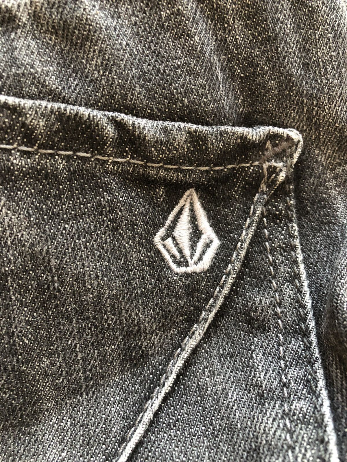 Volcom RARE VOLCOM VINTAGE DESIGNER JEANS DENIM PANTS Size US 32 / EU 48 - 7 Thumbnail