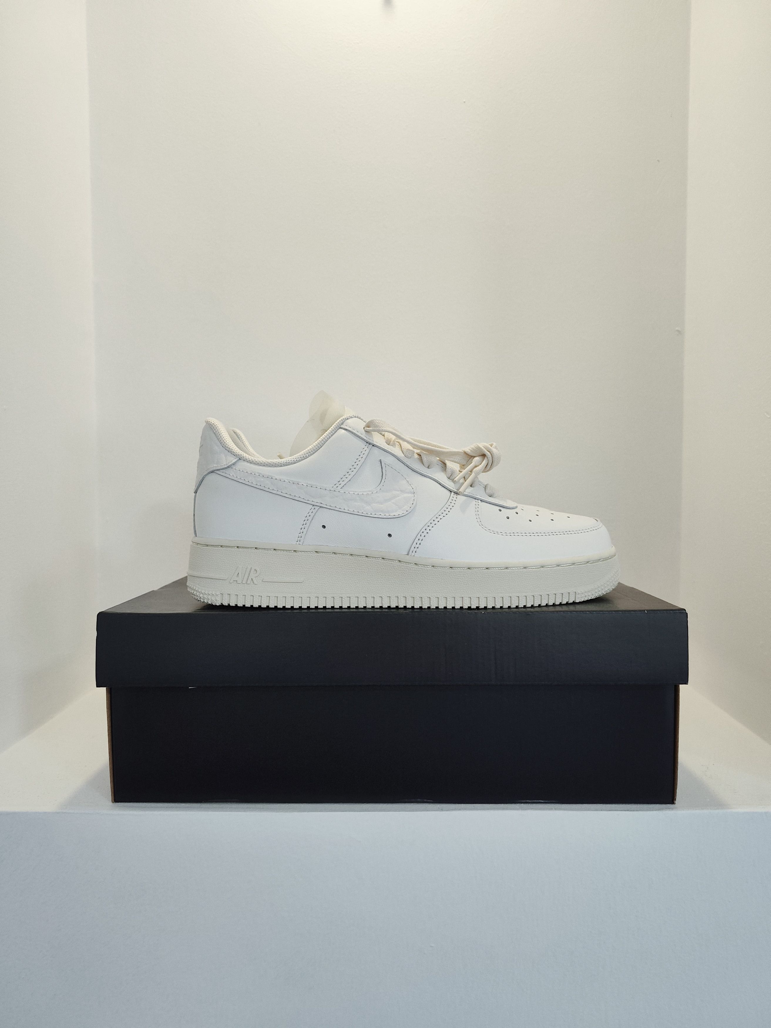 Nike Nike Air Force 1 Lo Premium Size US 8.5 / IT 38.5 - 1 Thumbnail
