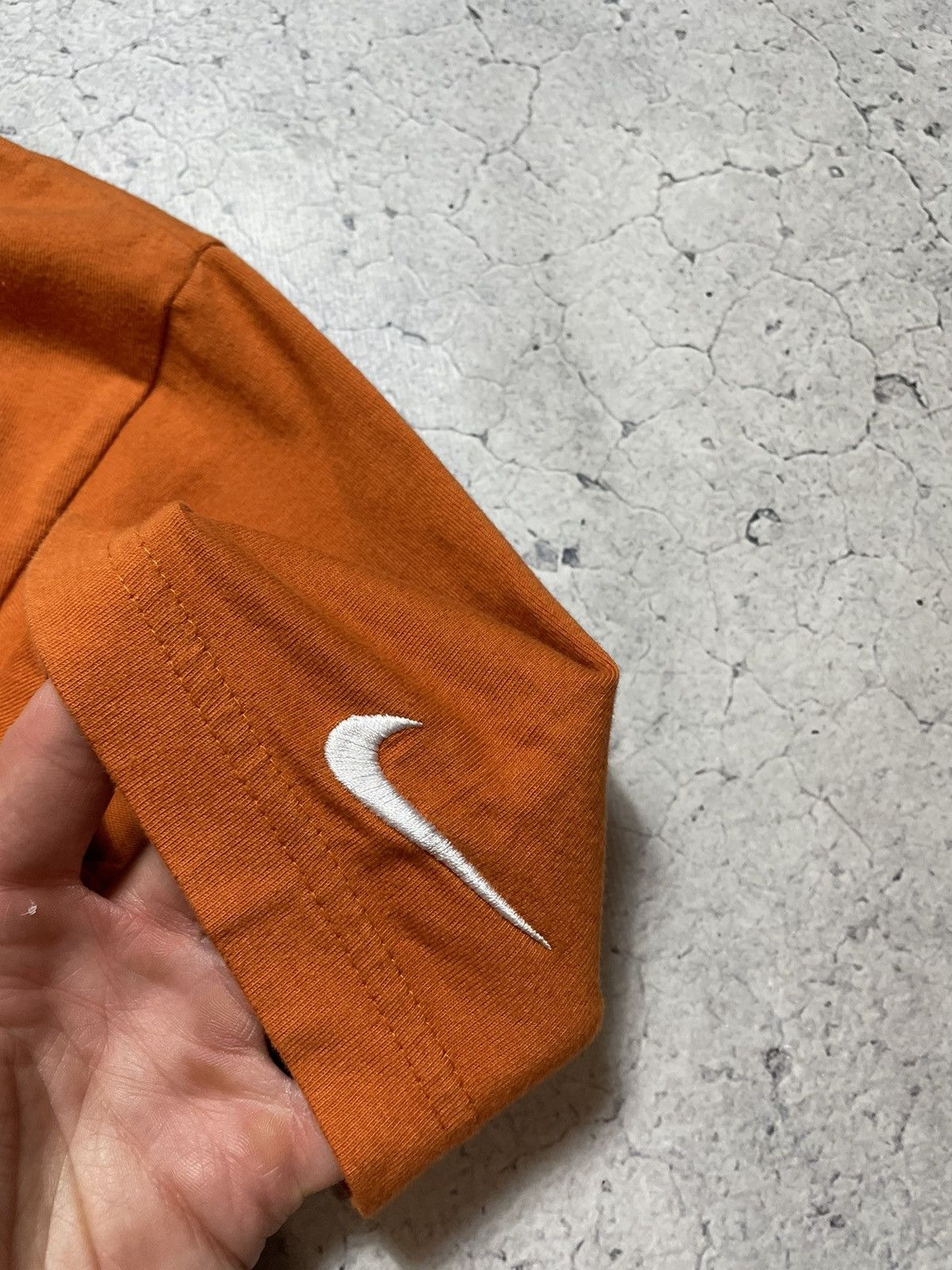 Nike × Vintage Vintage Retro Nike Big Swoosh Logo Y2K T-Shirt Size US M / EU 48-50 / 2 - 6 Thumbnail