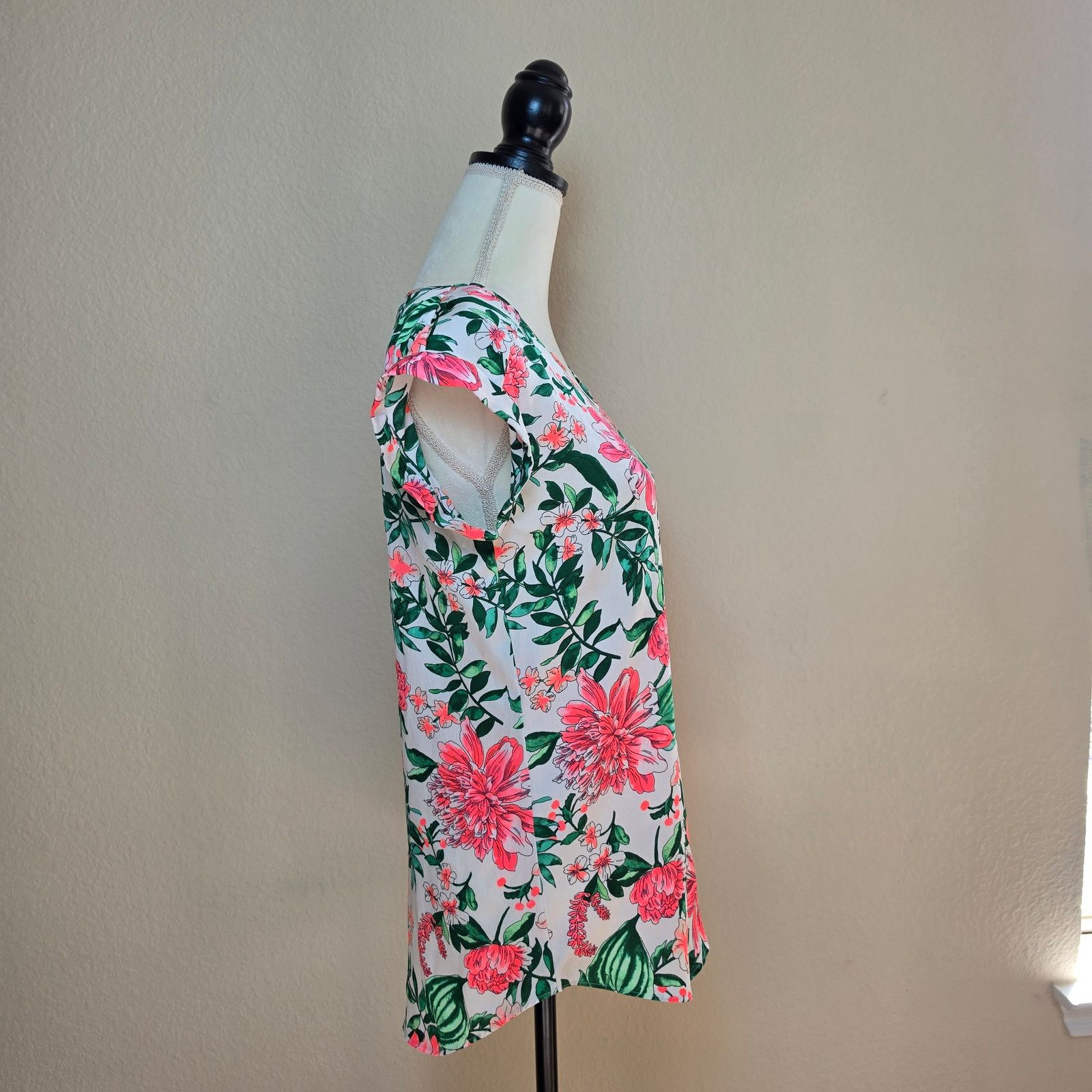 Express Express Short Sleeve Pullover Floral Top Small Size S / US 4 / IT 40 - 2 Thumbnail