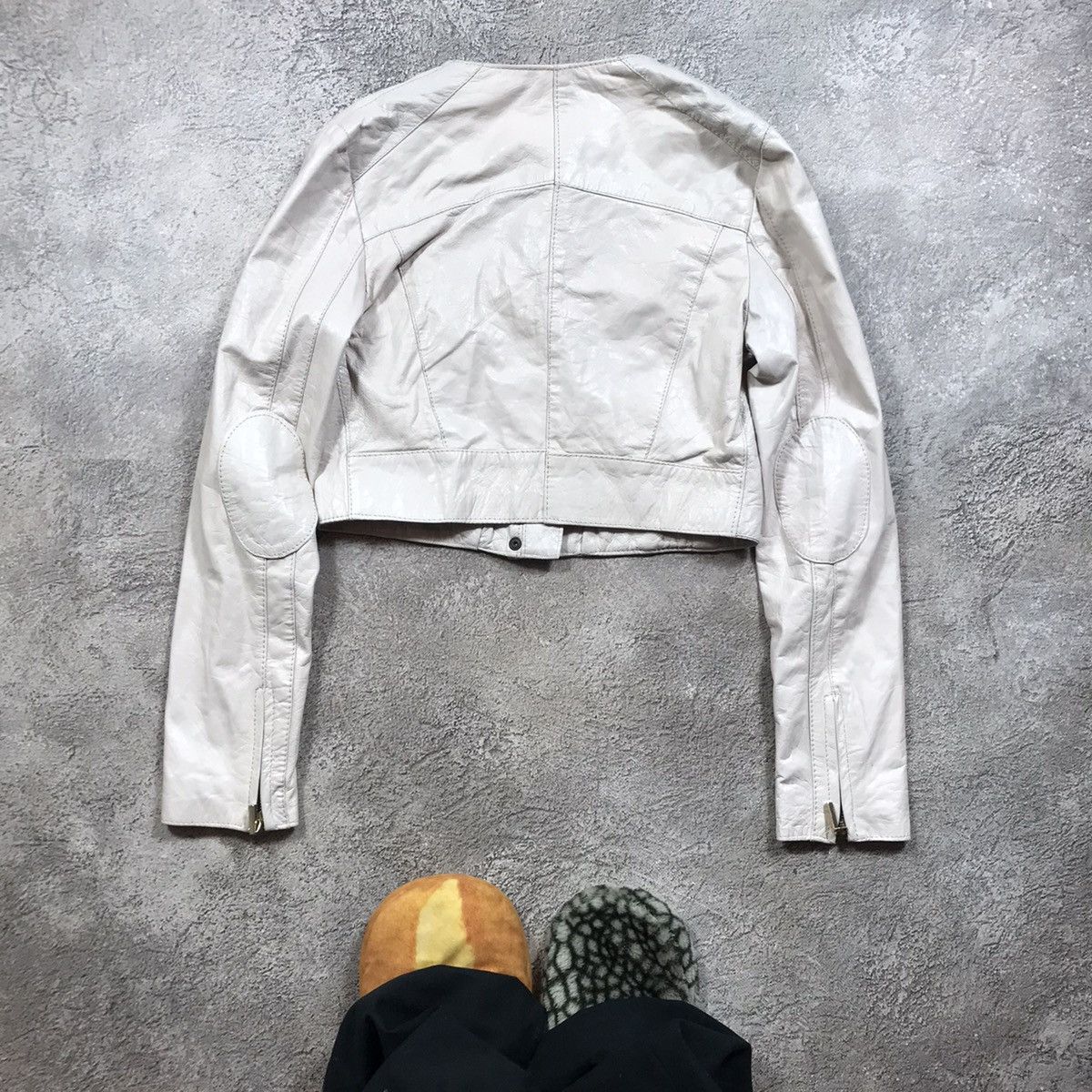 Vintage Vintage 90s Y2K Cropped Leather Jacket Cream Preppy Faded S Size S / US 4 / IT 40 - 6 Thumbnail