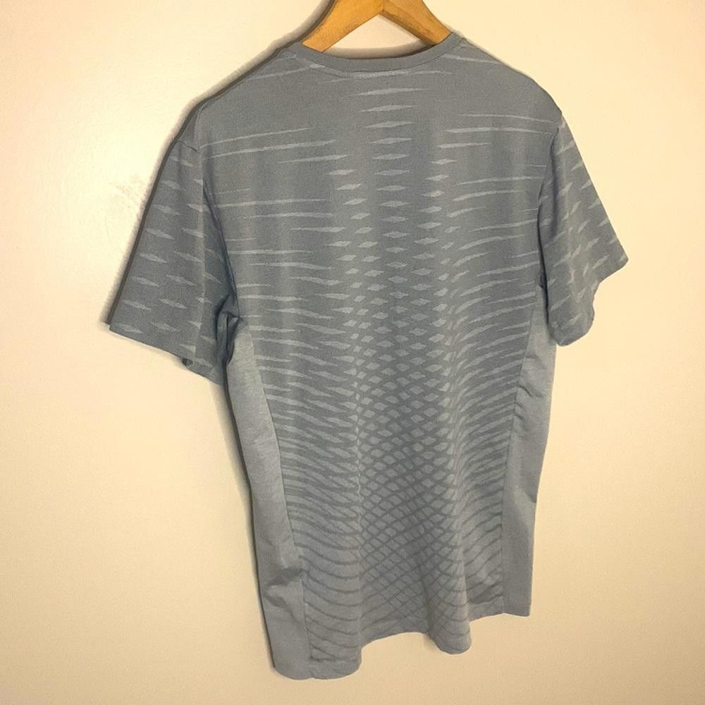Nike SS Performance Tee - Nike - Grey - 95% poly, 5% spandex Size US M / EU 48-50 / 2 - 6 Thumbnail