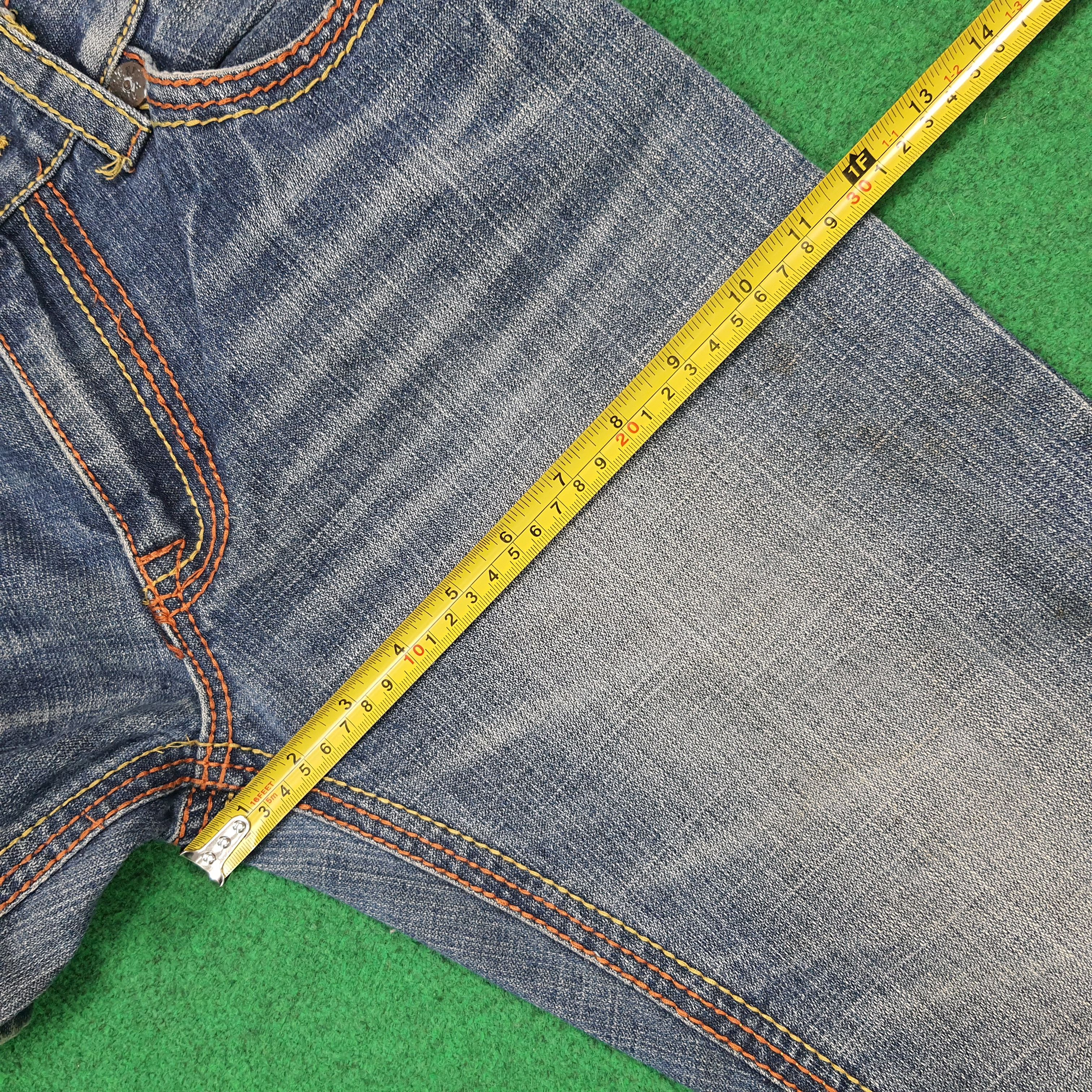 True Religion Vintage True Religion Joey Big T Flare Jeans C297N23 Size US 31 - 15 Thumbnail
