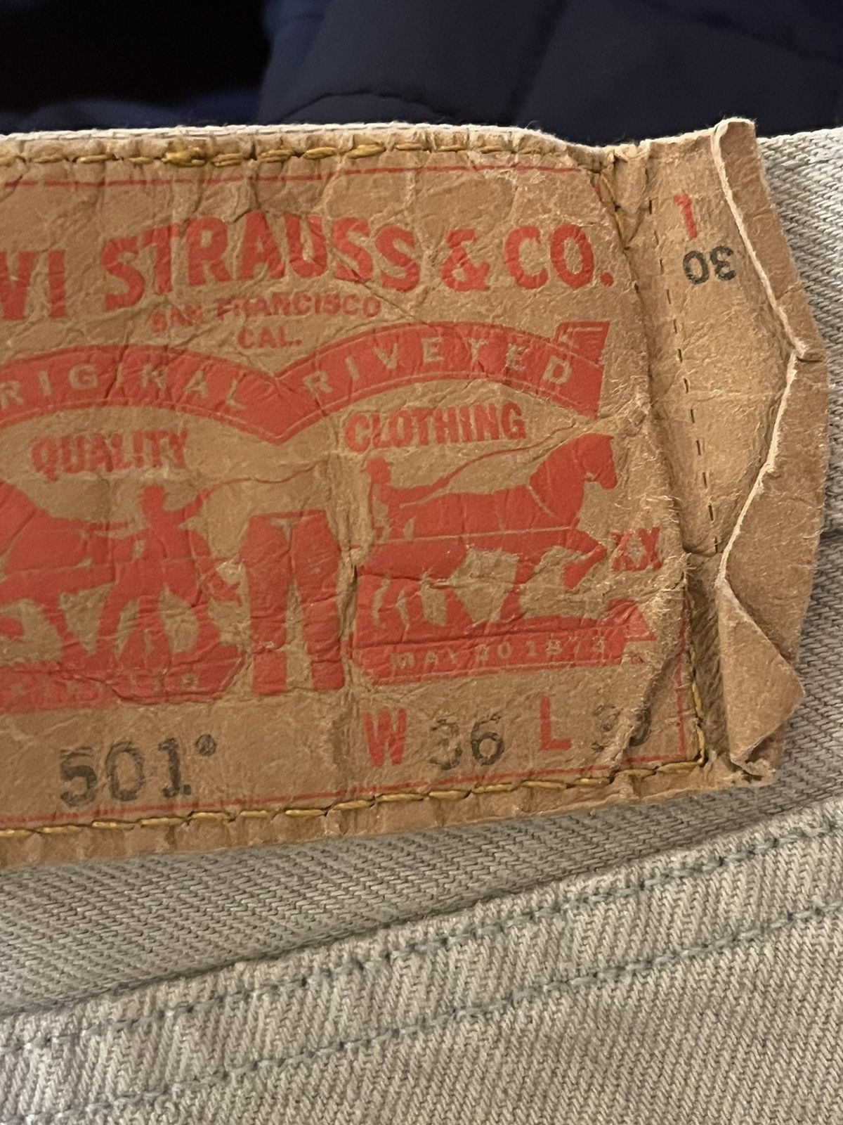 Levi's × Vintage Vintage Levi 501 XX Tan Beige Khaki 36 30 Size US 36 / EU 52 - 5 Thumbnail