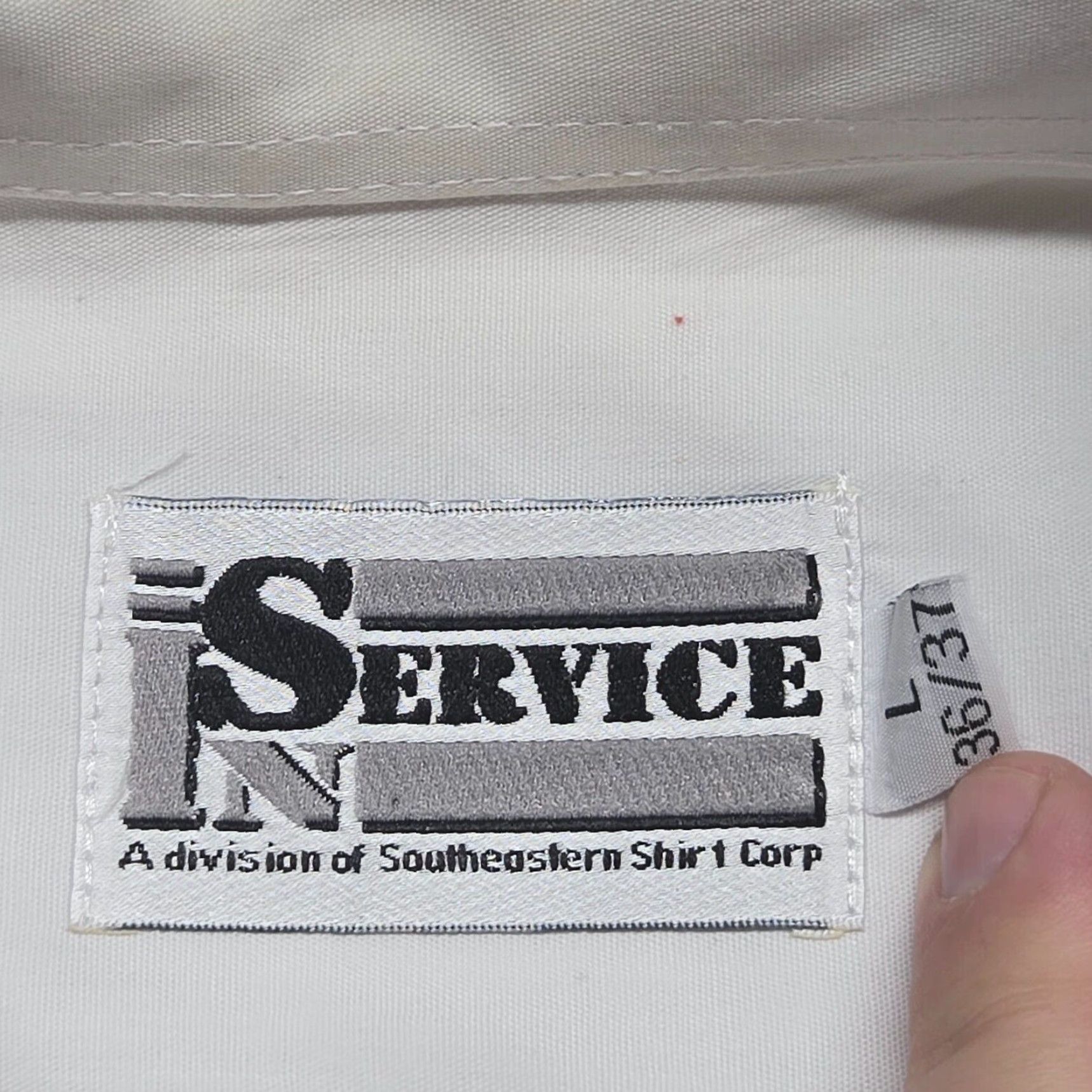 Vintage VINTAGE In Service Solid White Long Sleeve Button-Up Shirt Adult Large Classic Unisex Size US L / EU 52-54 / 3 - 4 Thumbnail
