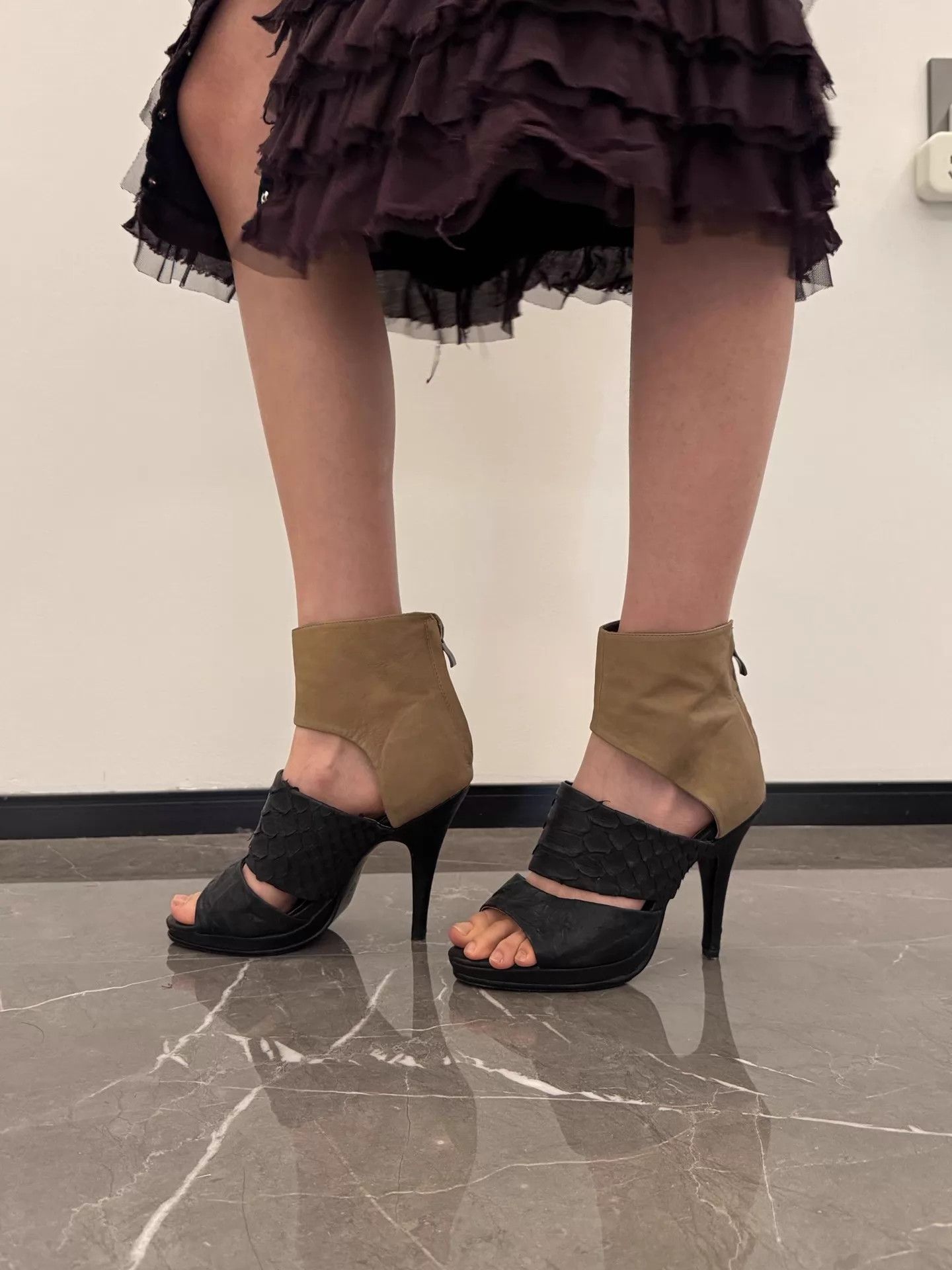 Vintage Vintage Japanese Brand Cowhide Cutout High Heels EU37 10cm Heel Size US 6.5 / IT 36.5 - 1 Thumbnail