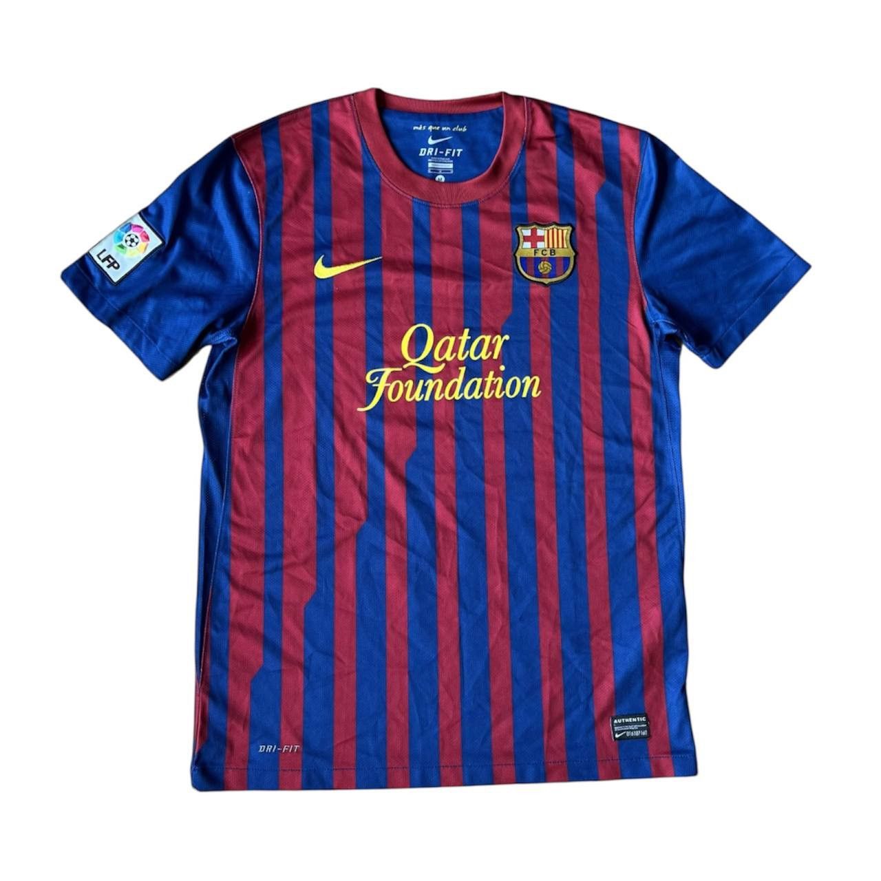 Nike 2011/12 BARCELONA FC HOME SOCCER JERSEY SHIRT NIKE SIZE M Size US M / EU 48-50 / 2 - 1 Thumbnail