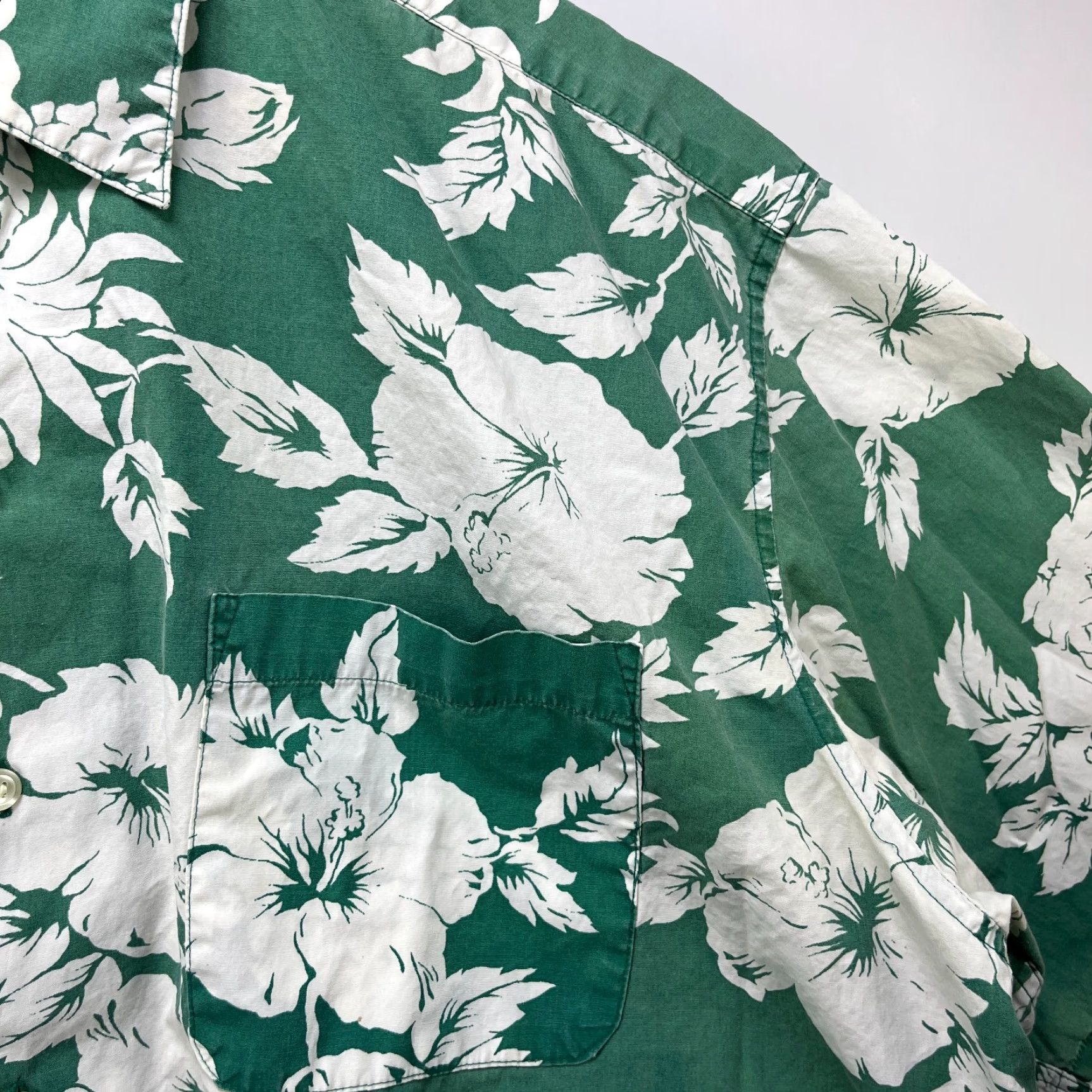 Gap VINTAGE Gap Hawaiian Flower Button-Up Shirt XL Mens Green 90s T-Shirt Size US XL / EU 56 / 4 - 4 Thumbnail