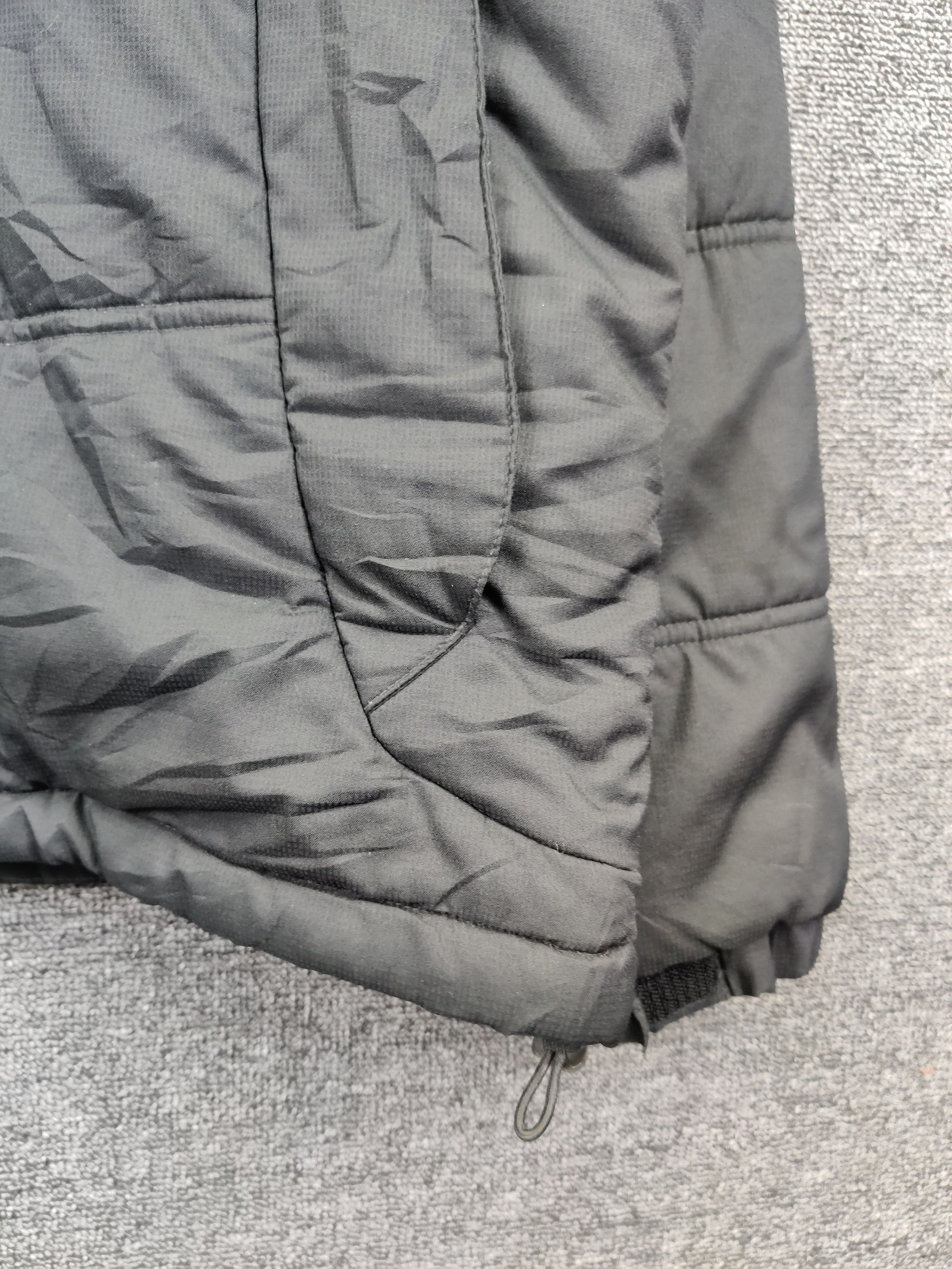 Nike Vintage Nike Manchester United AIG Puffer Jacket Size US M / EU 48-50 / 2 - 3 Thumbnail