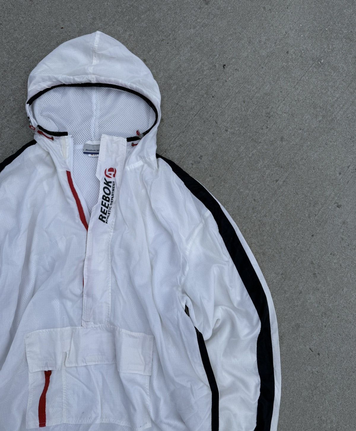 Other Vintage Reebok Y2K avantgarde streetwear anorak jacket Size US XL / EU 56 / 4 - 4 Thumbnail