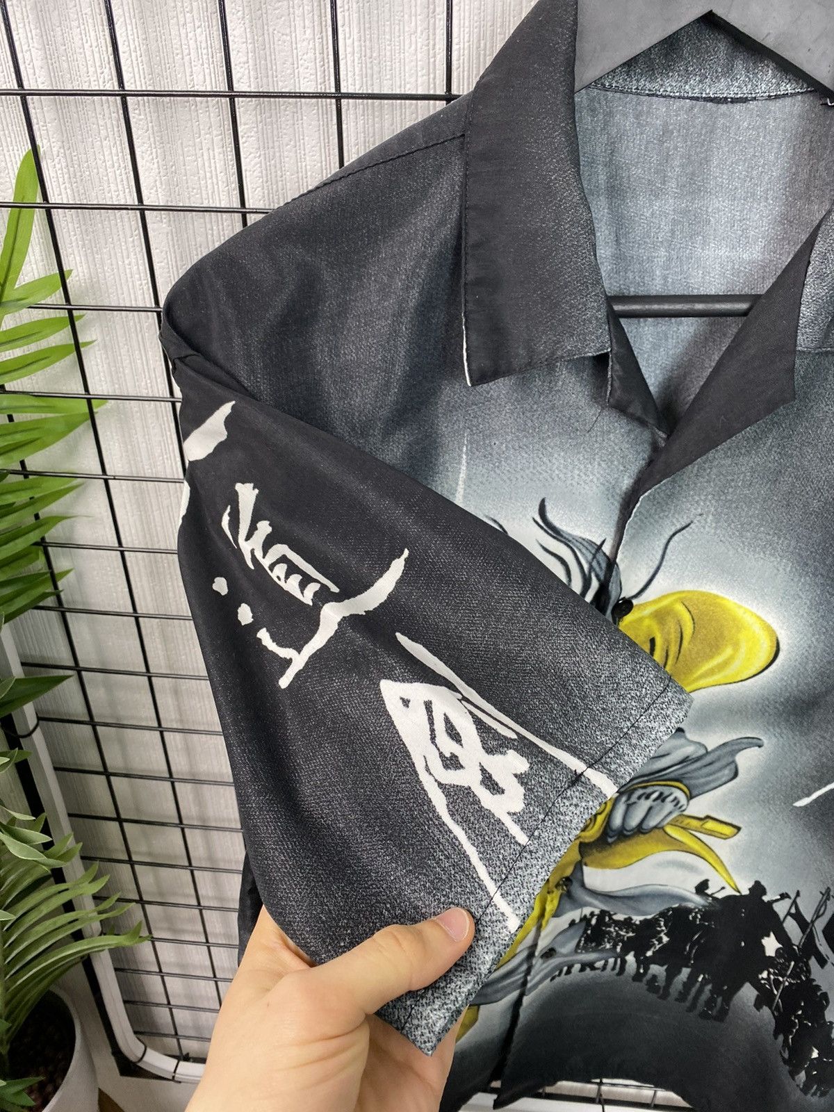 Other Samurai Warrior Men Button-Up Shirt Black Ninja Graphics Size US S / EU 44-46 / 1 - 14 Thumbnail
