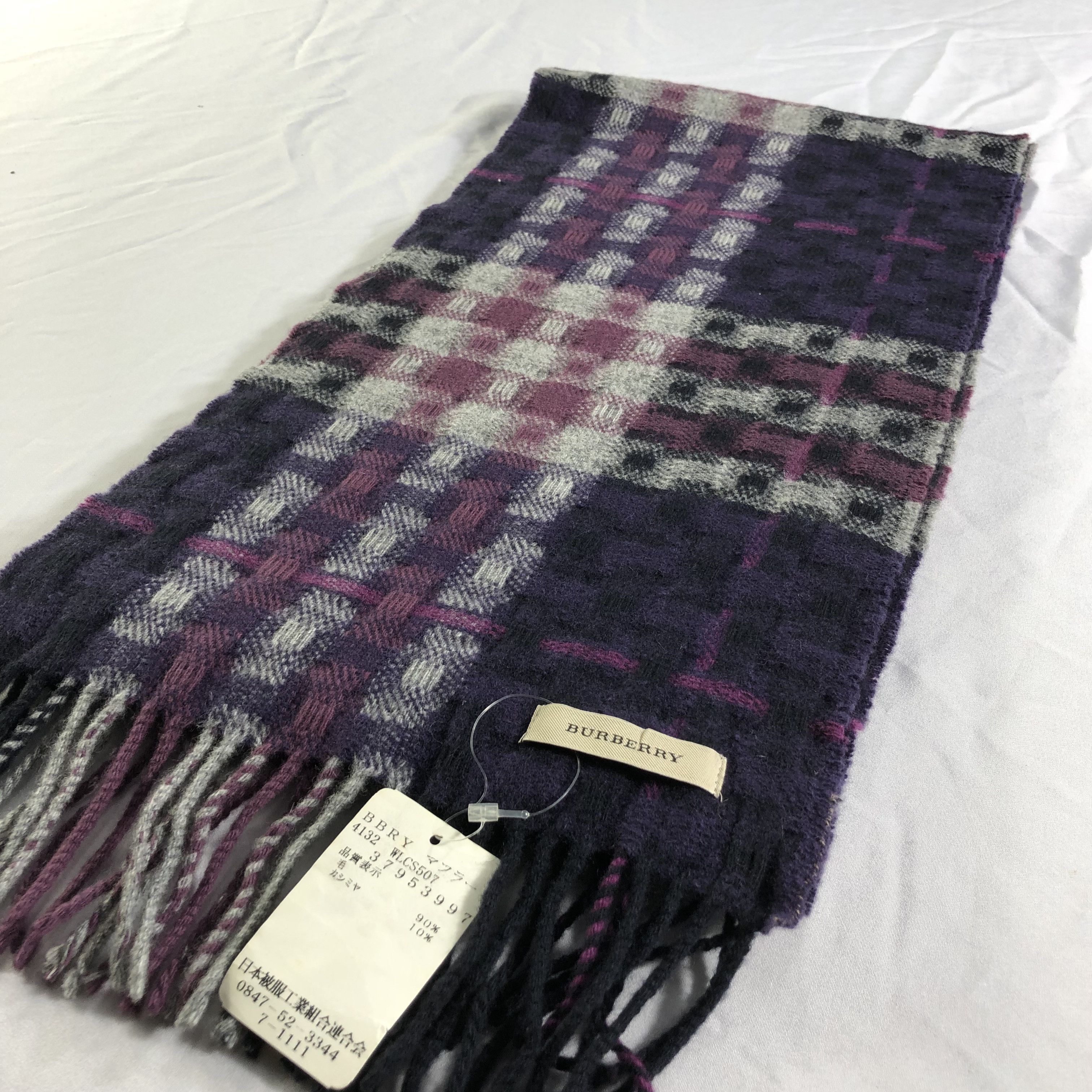 Burberry Burberrys Wool/Cashmere Scarf Muffler Neckwear V2289 Size ONE SIZE - 3 Thumbnail