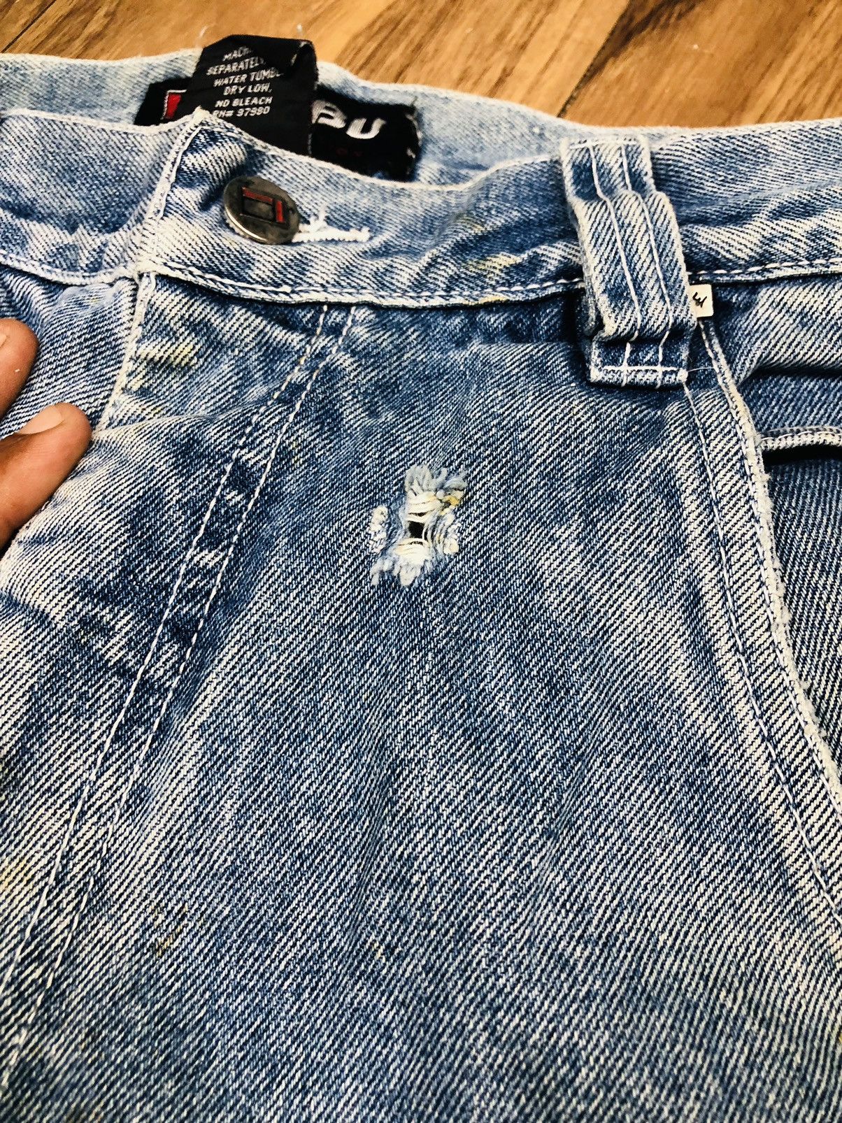 Fubu Fubu Denim Distresses Jeans (21) Size US 35 - 9 Thumbnail